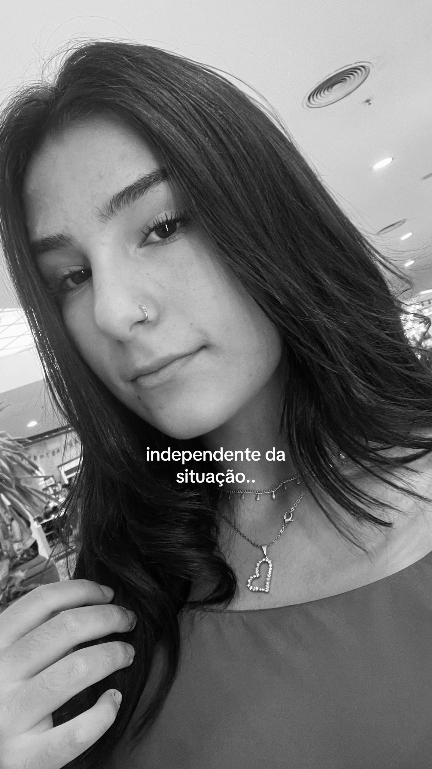 @larissa