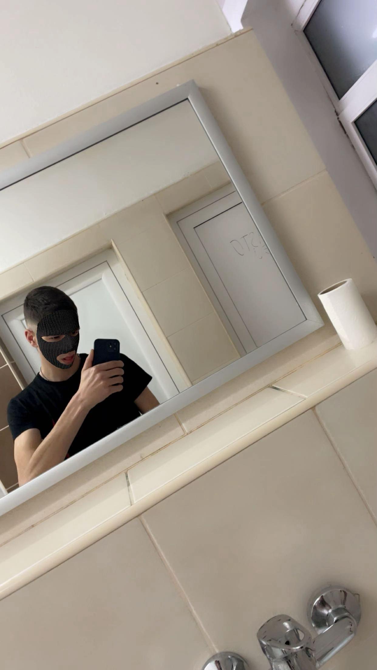 @vujkovv_08