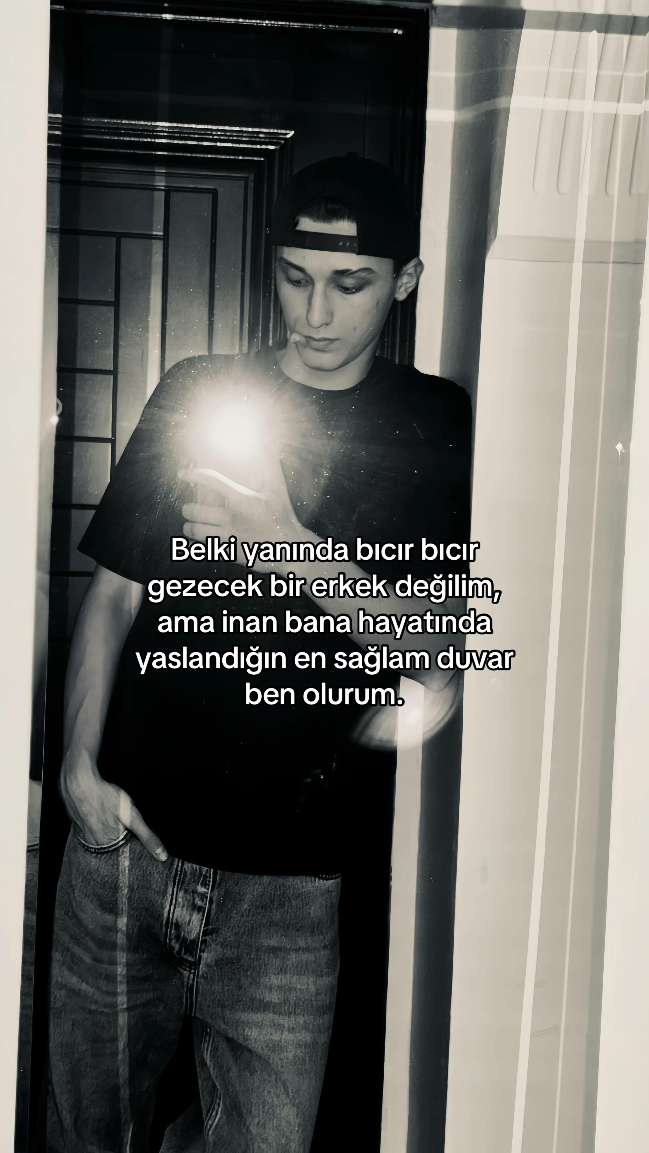 @Aniki