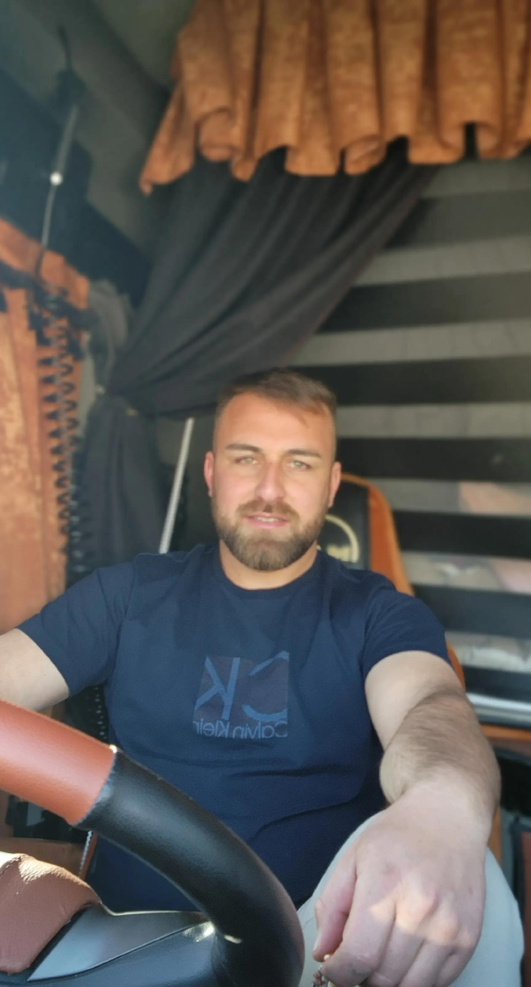 @Ömer Taş