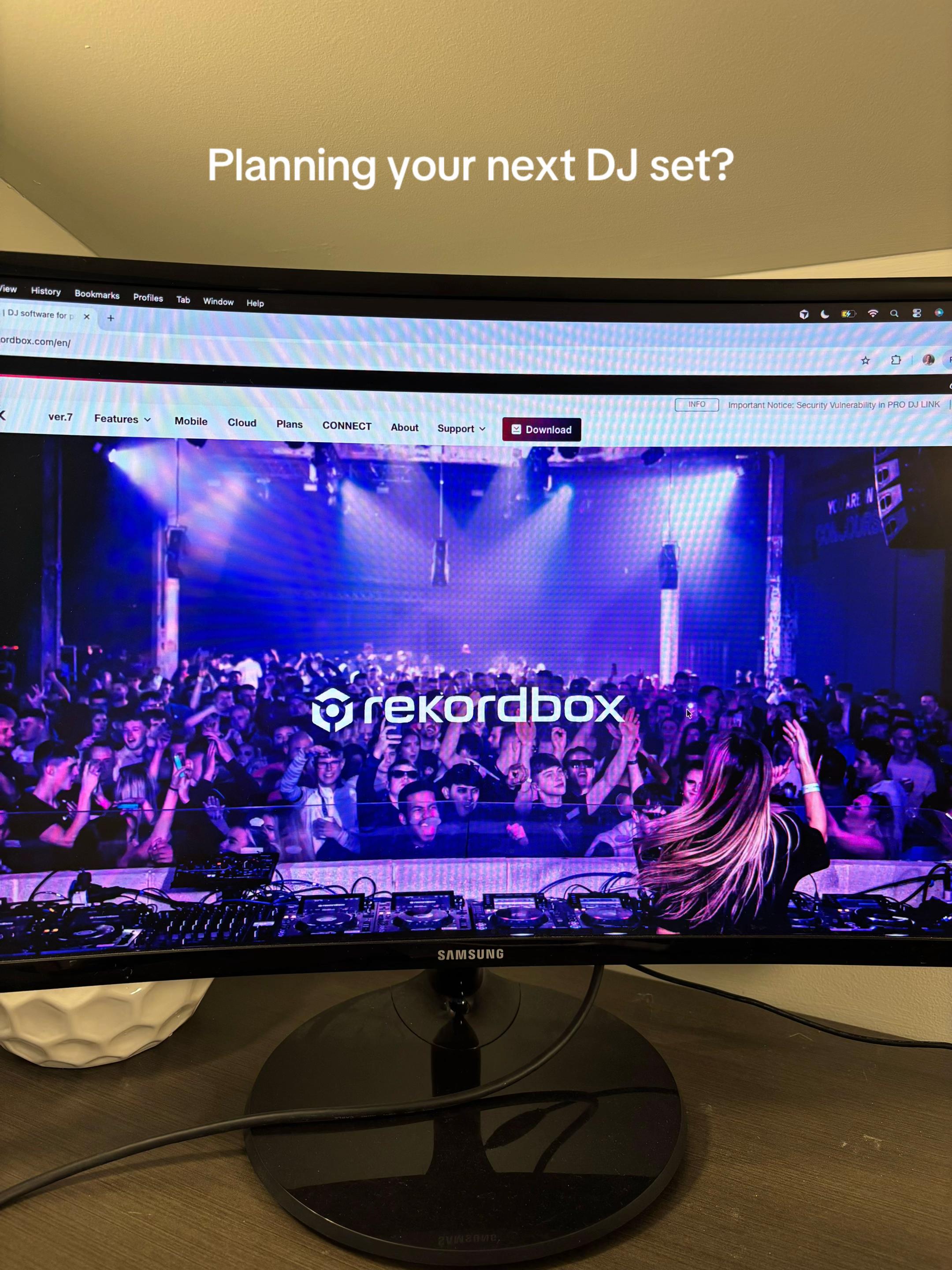 @MusicMate