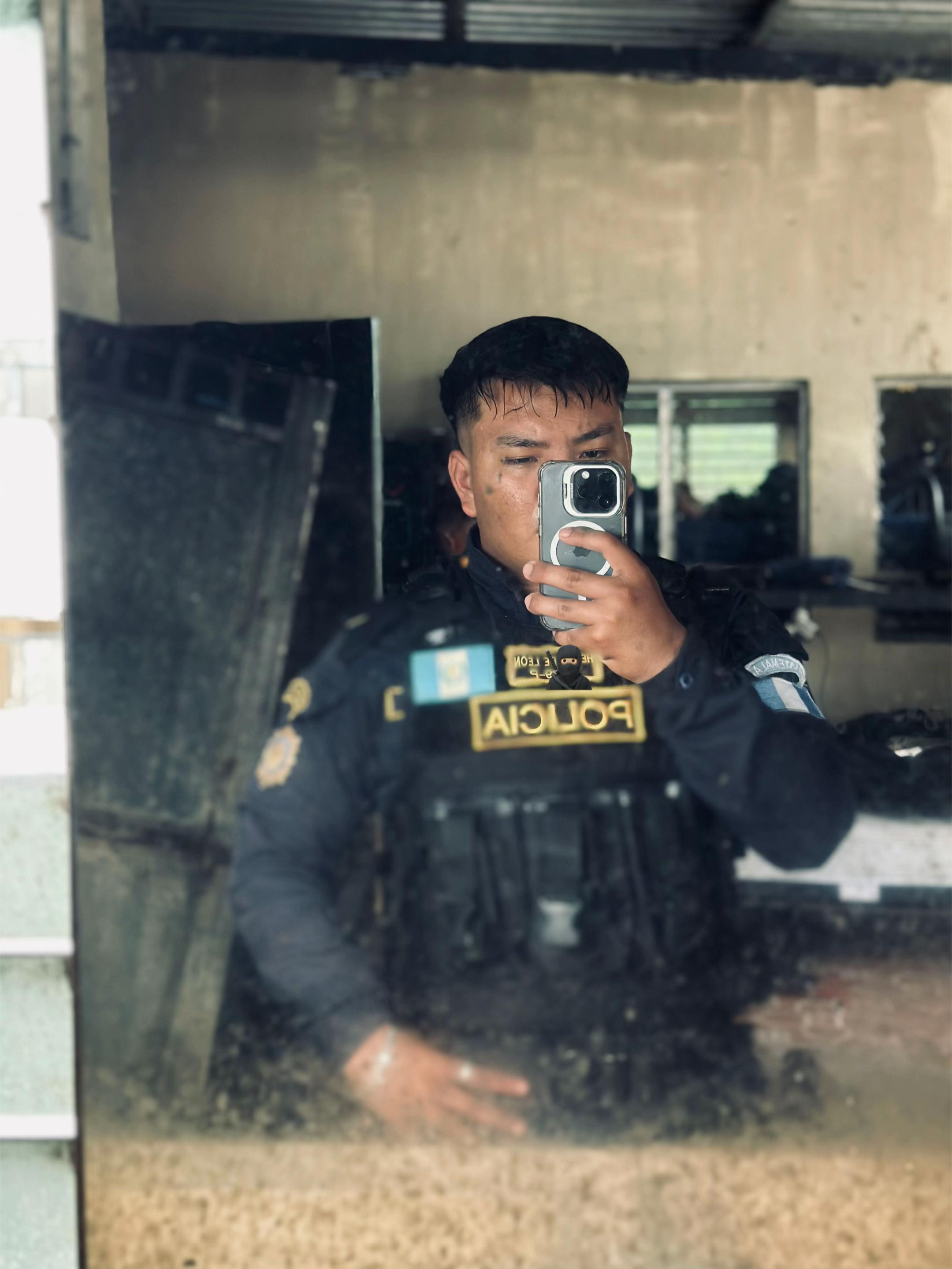 @De León R6