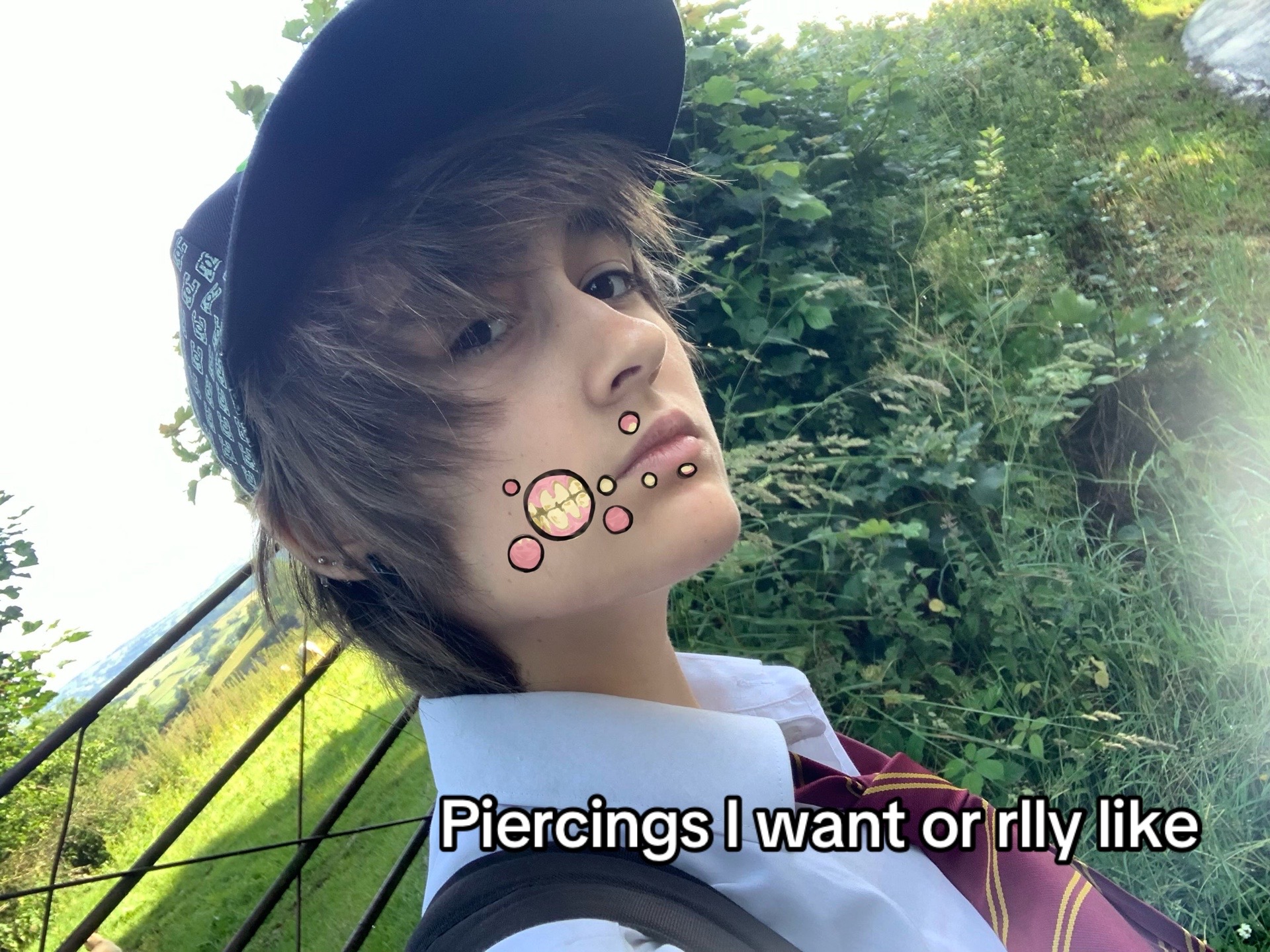 @leevi