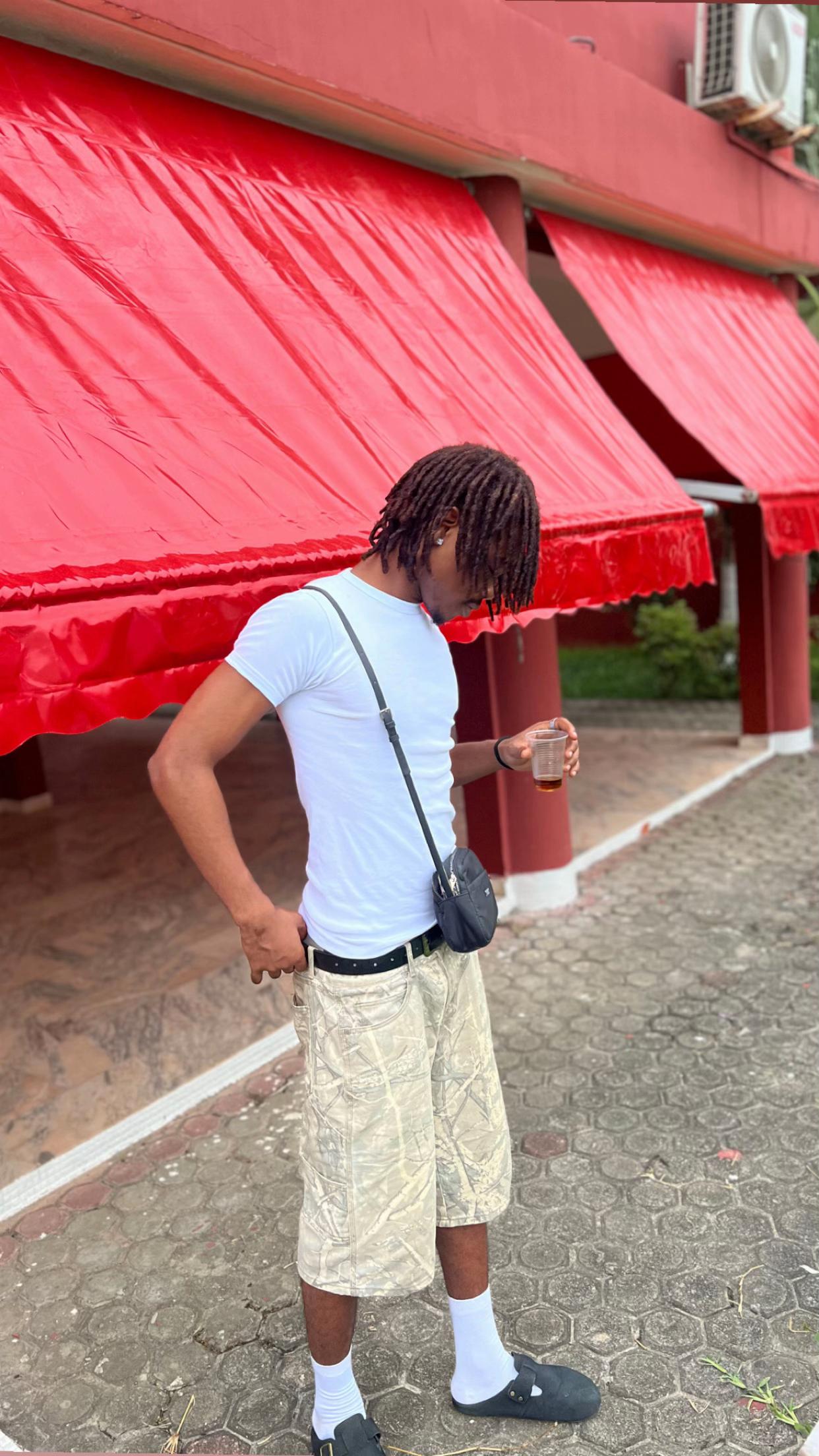 @𝐌𝐎𝐋𝐋𝐄𝐘