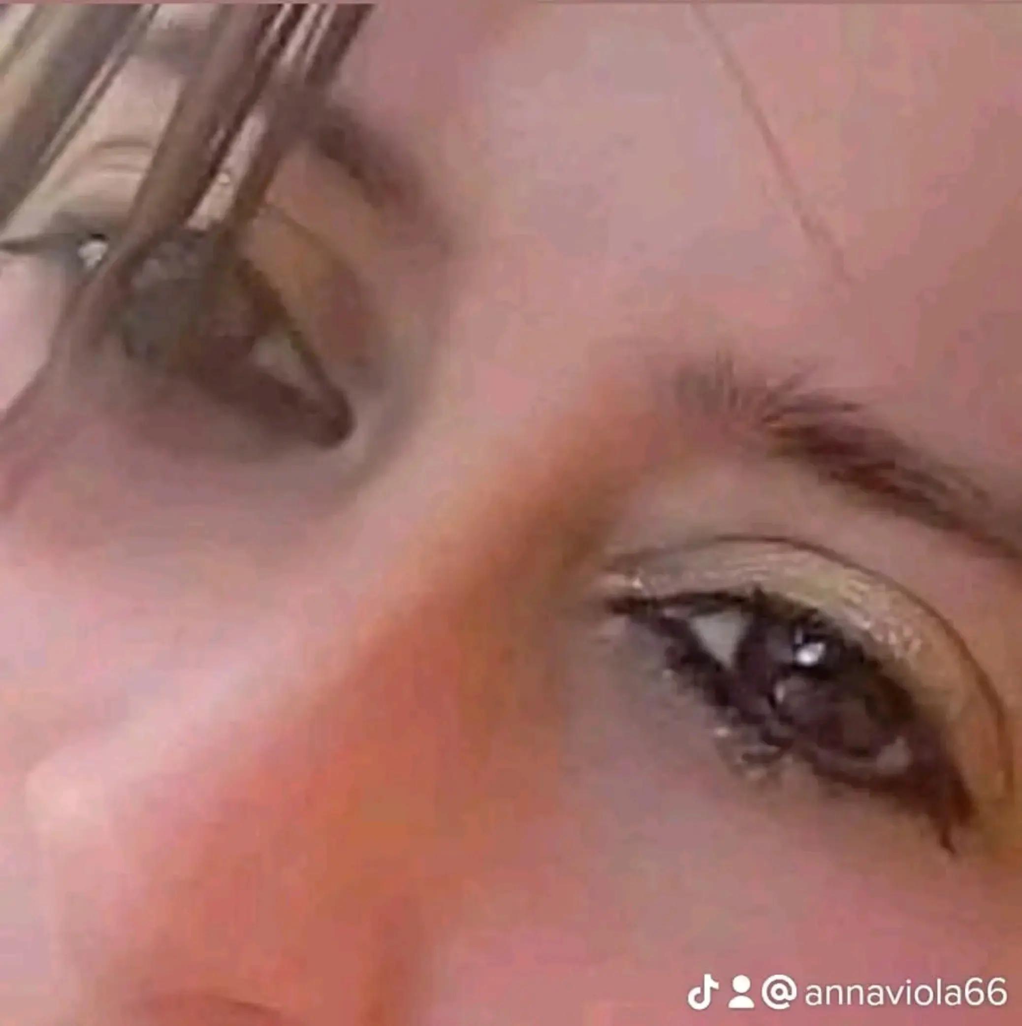 @anna