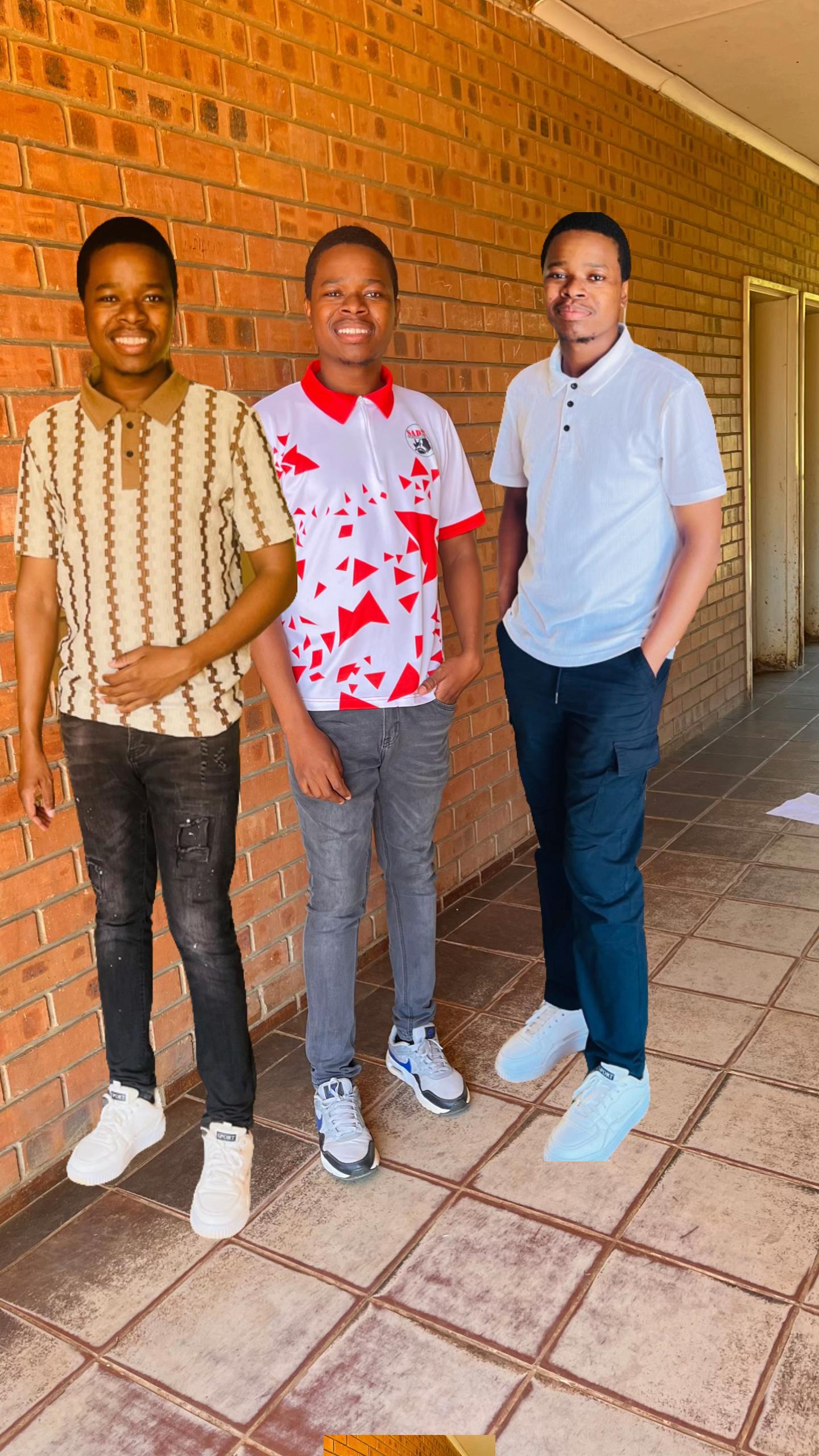 @Rasikhanya Rolivhuwa