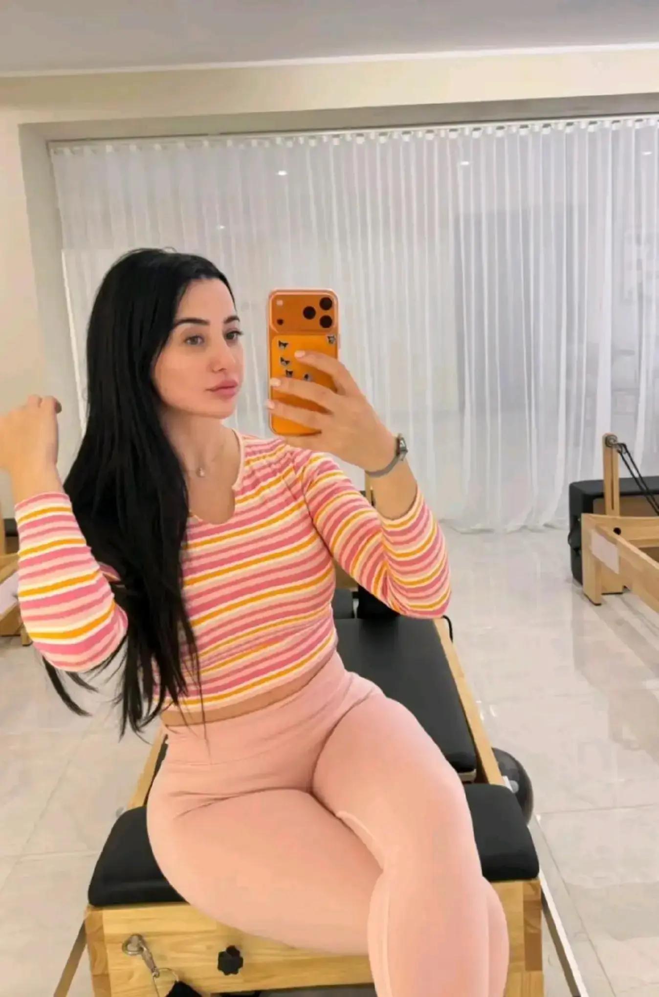 @Celia_limam
