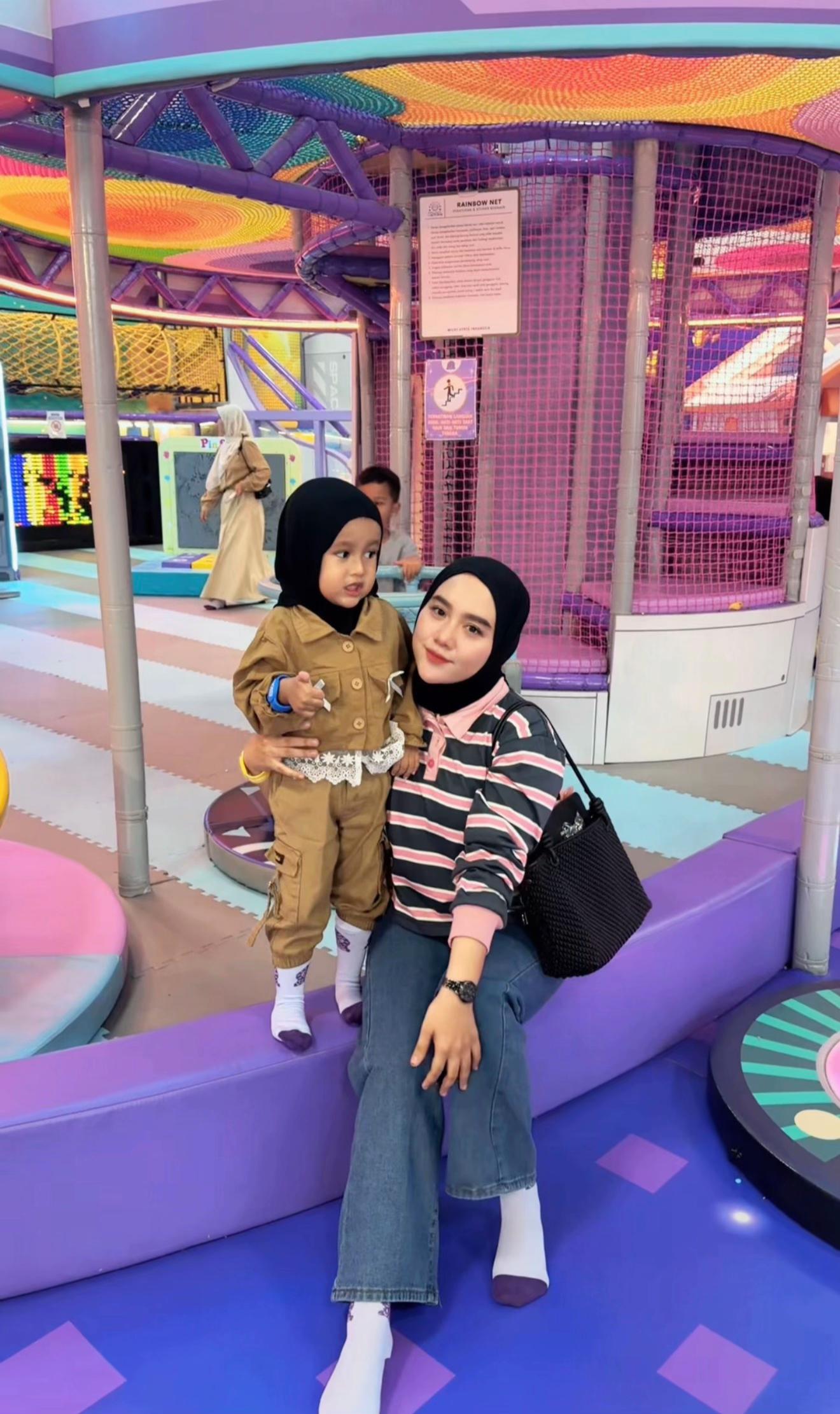 @Meiliza Hijratti S.Pd