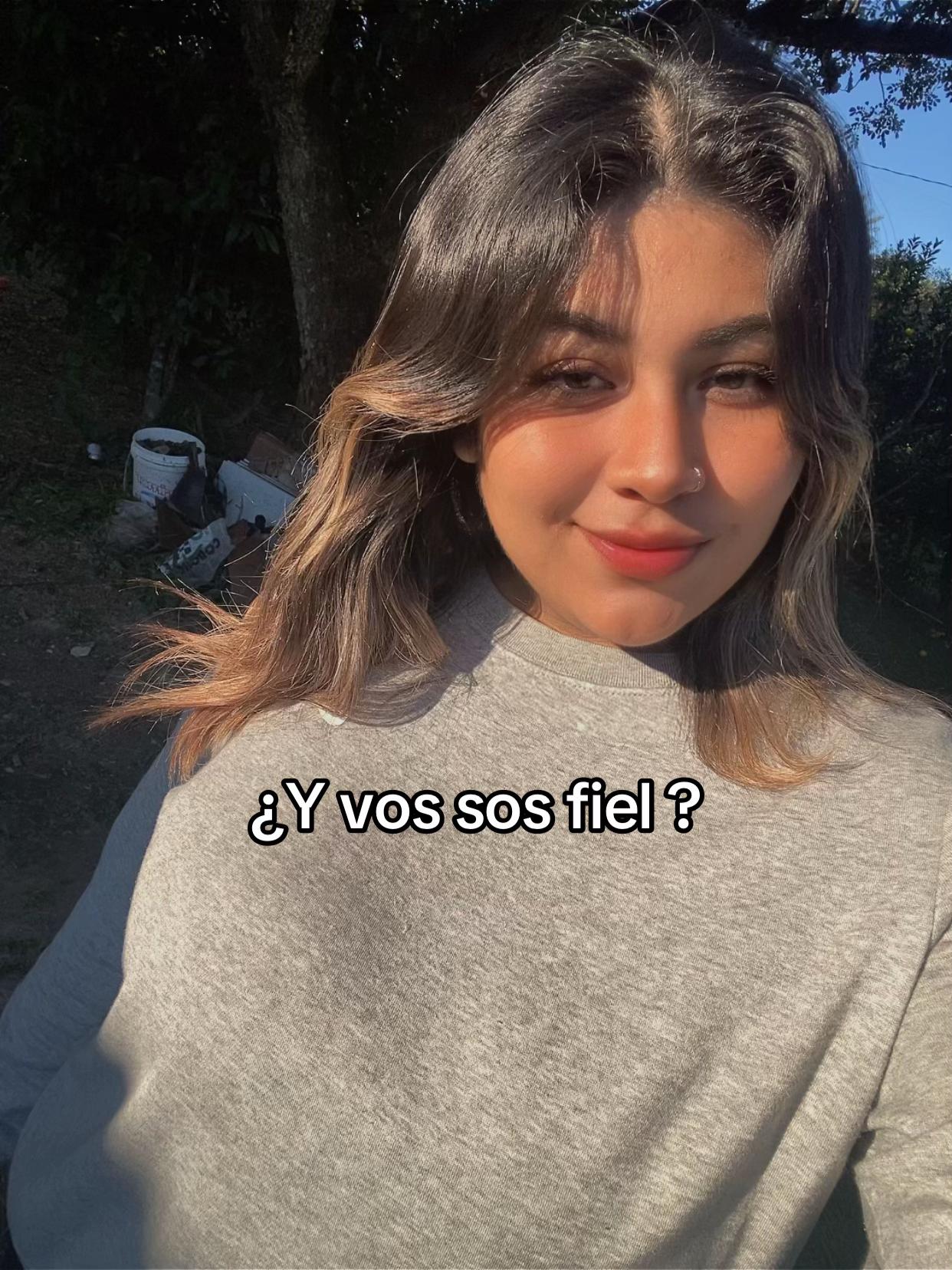 @J E S S I 🫦