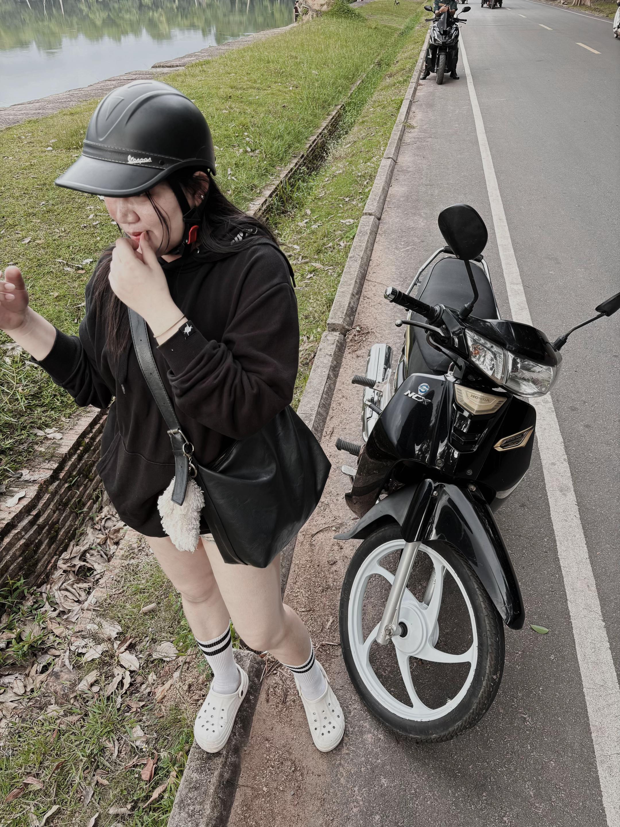 @អា  ម៉ន Sr ♡︎.🐷