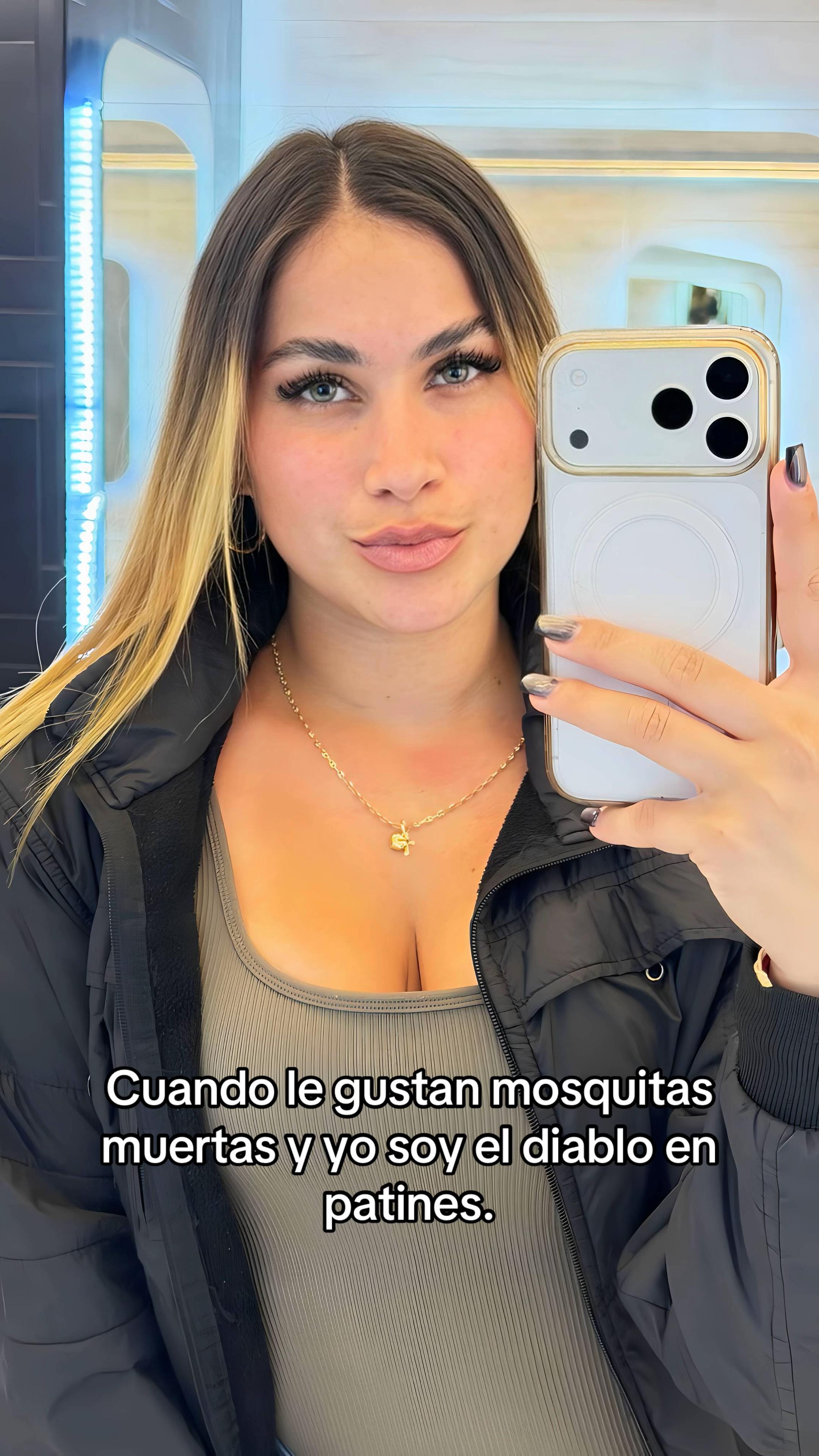 @Yendy Daniela🦋✨