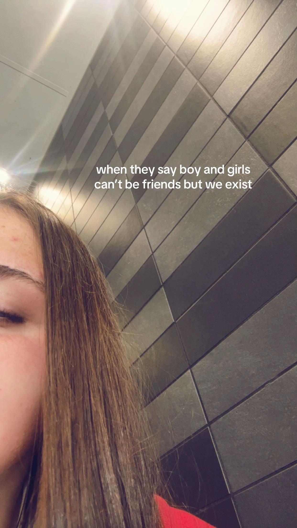 @ellie 🤞