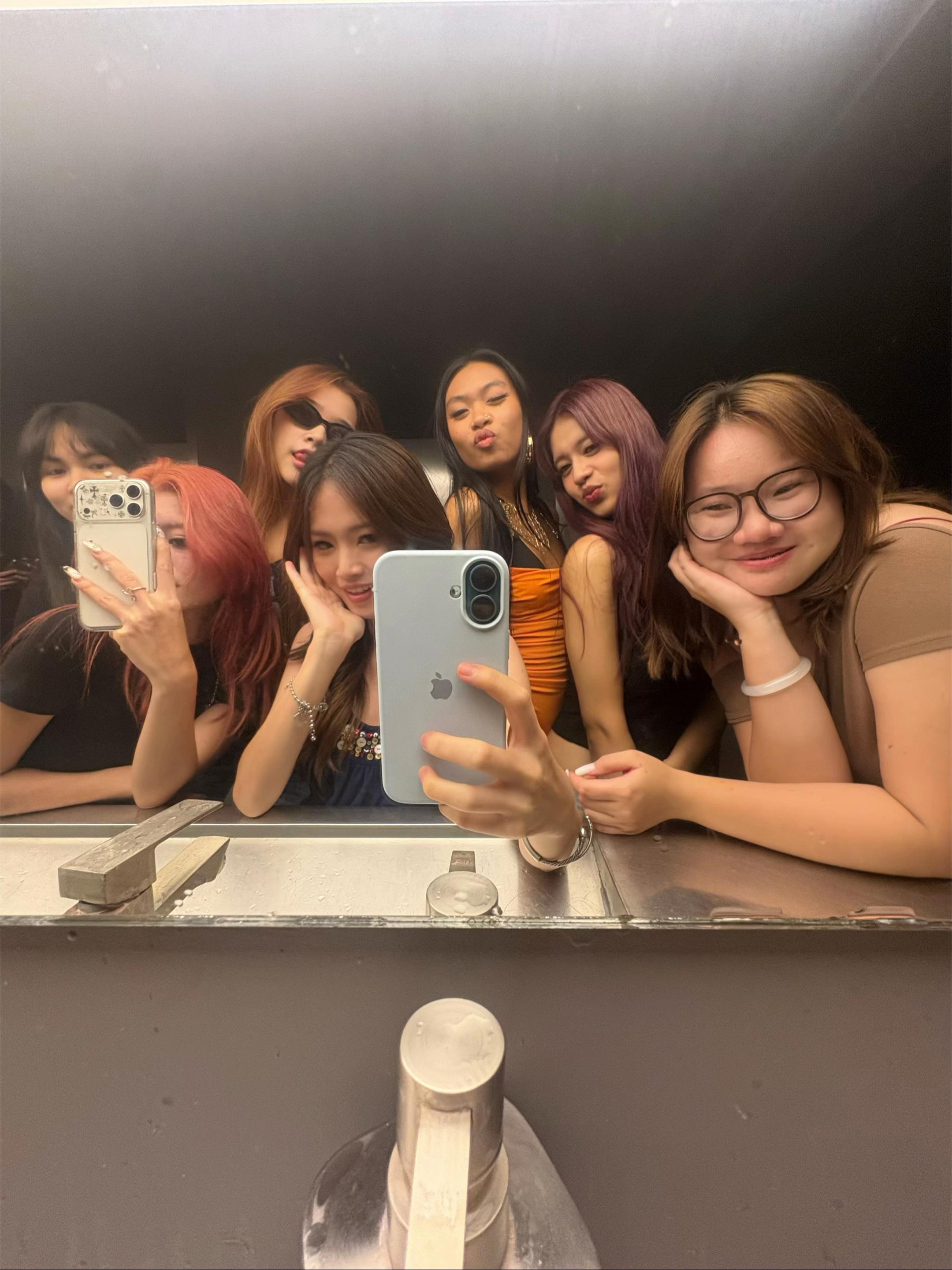 @𝑀-𝑣𝑜𝑢𝑐ℎ