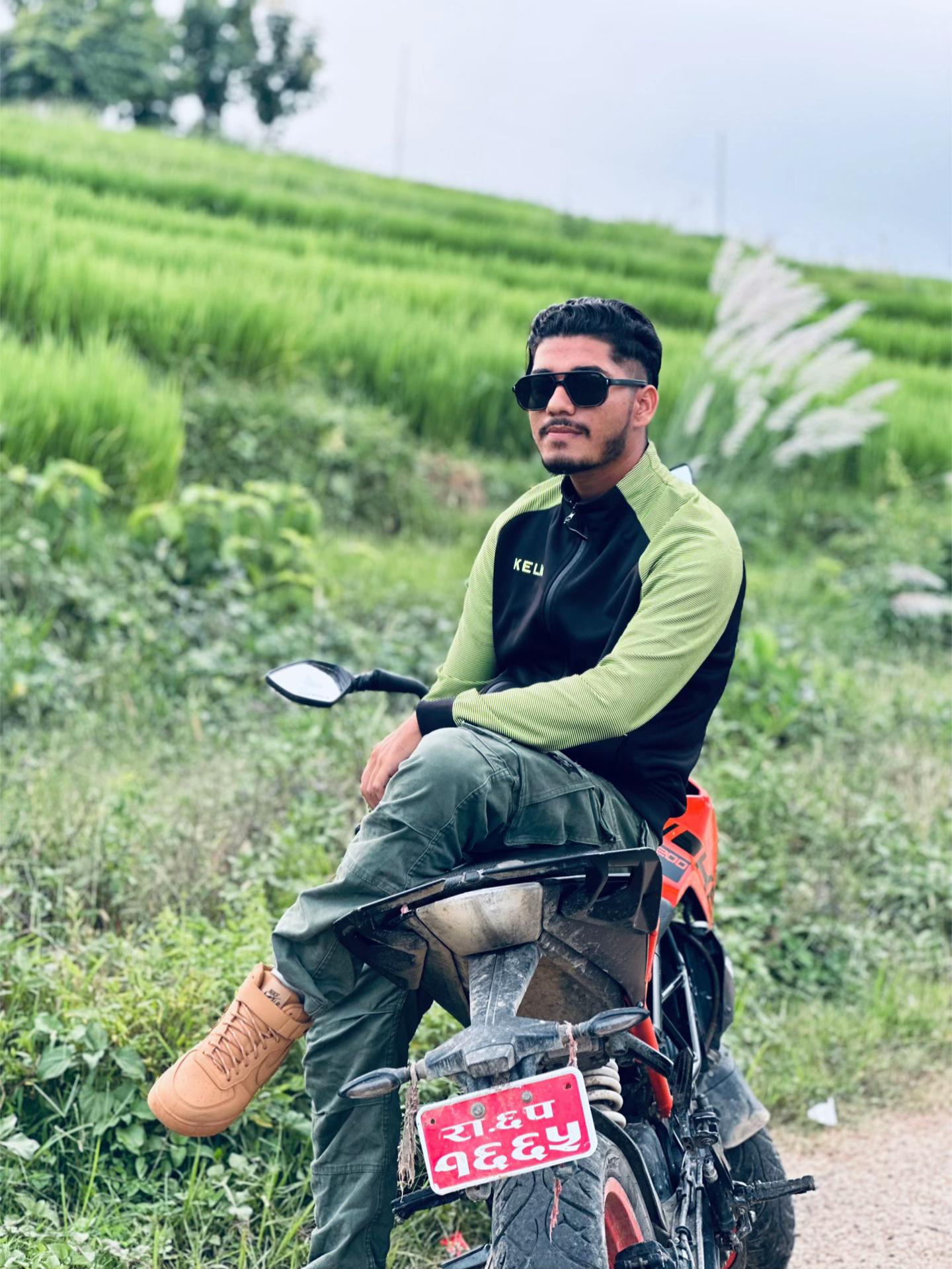 @N/k Sarkar 😘