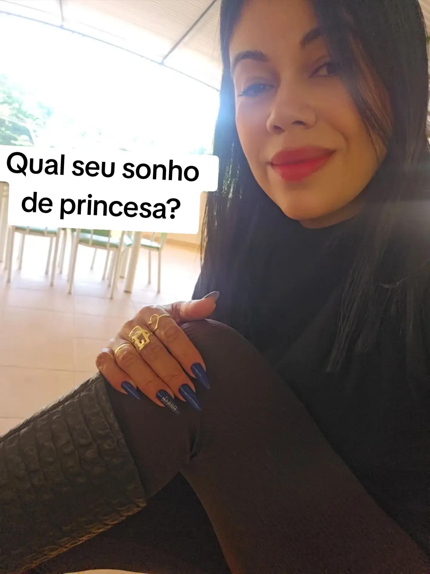 @Flávia Freitas