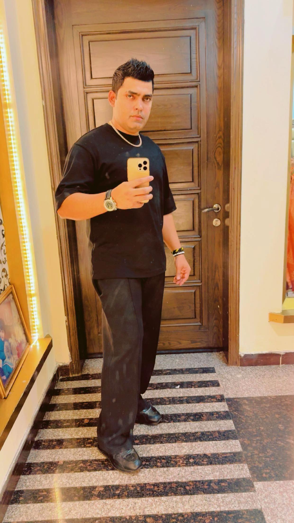 @Umar Akmal