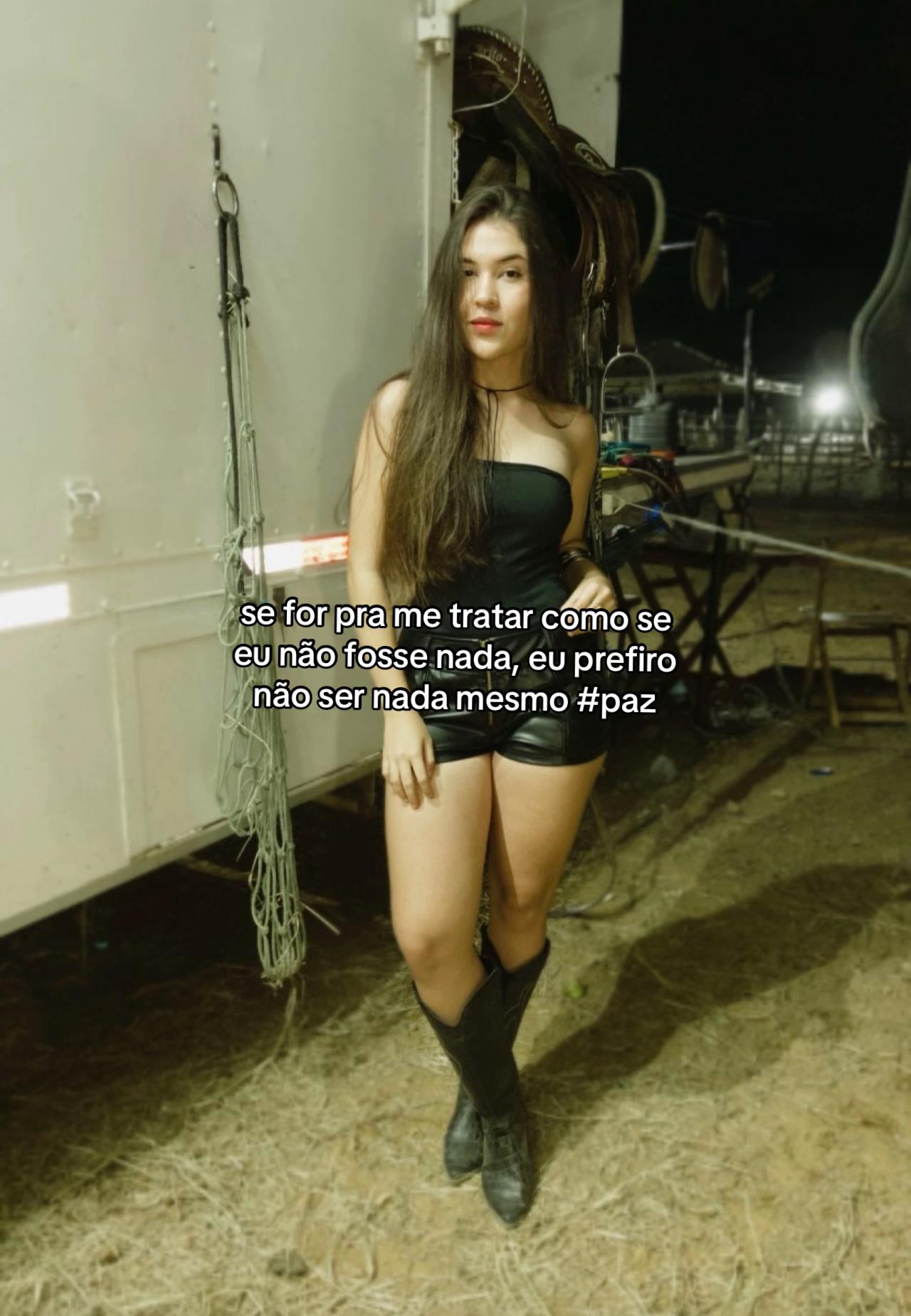 @Jade Araújo