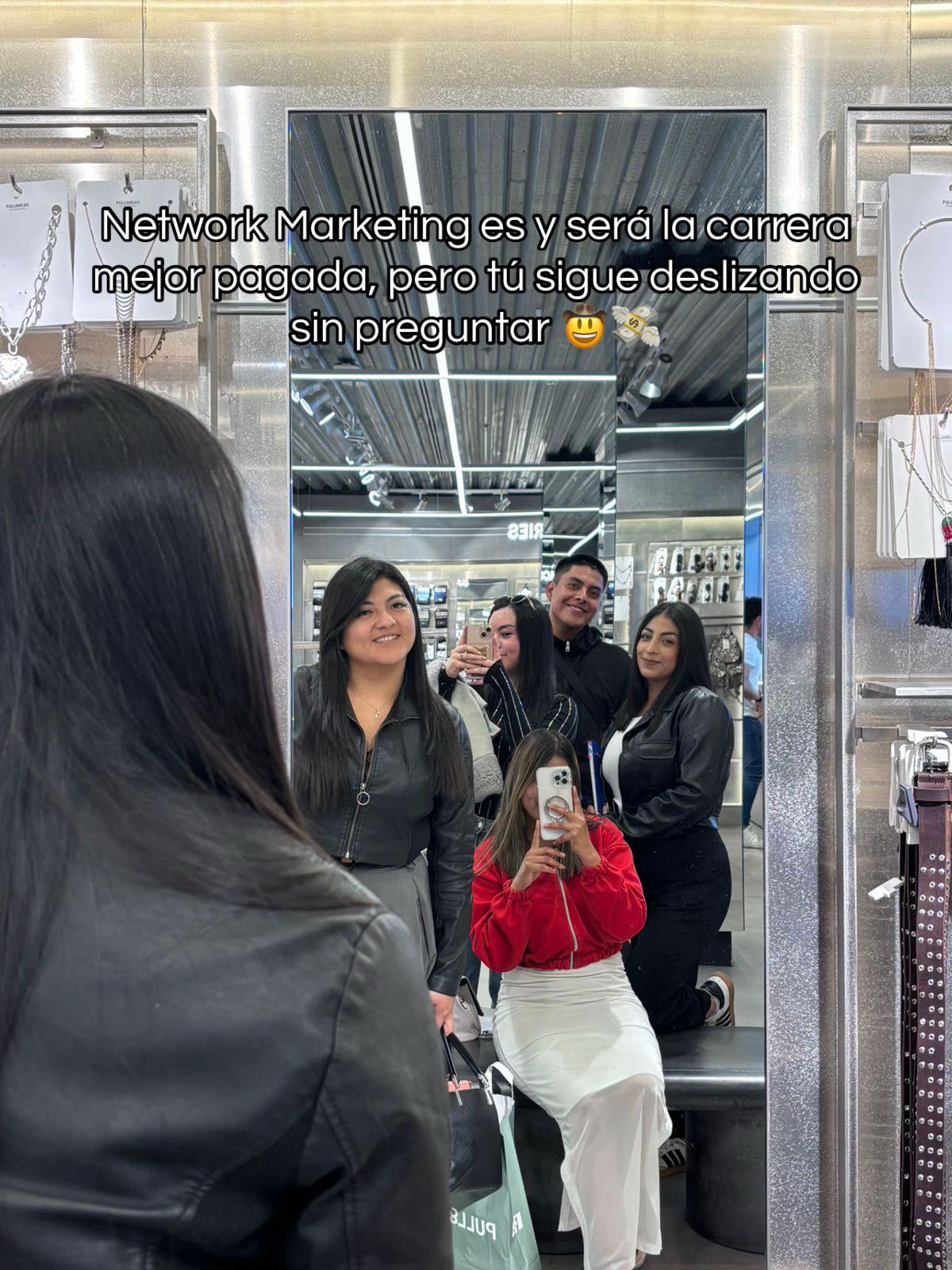 @Valeria Vera
