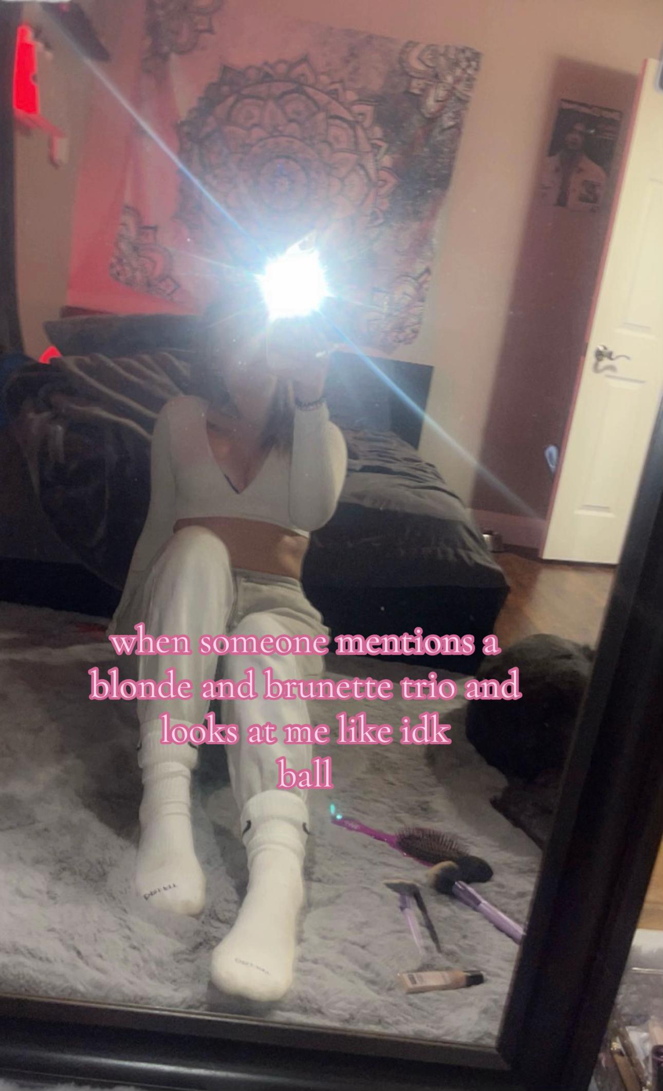 @ℒ𝒶𝓊𝓇𝒶