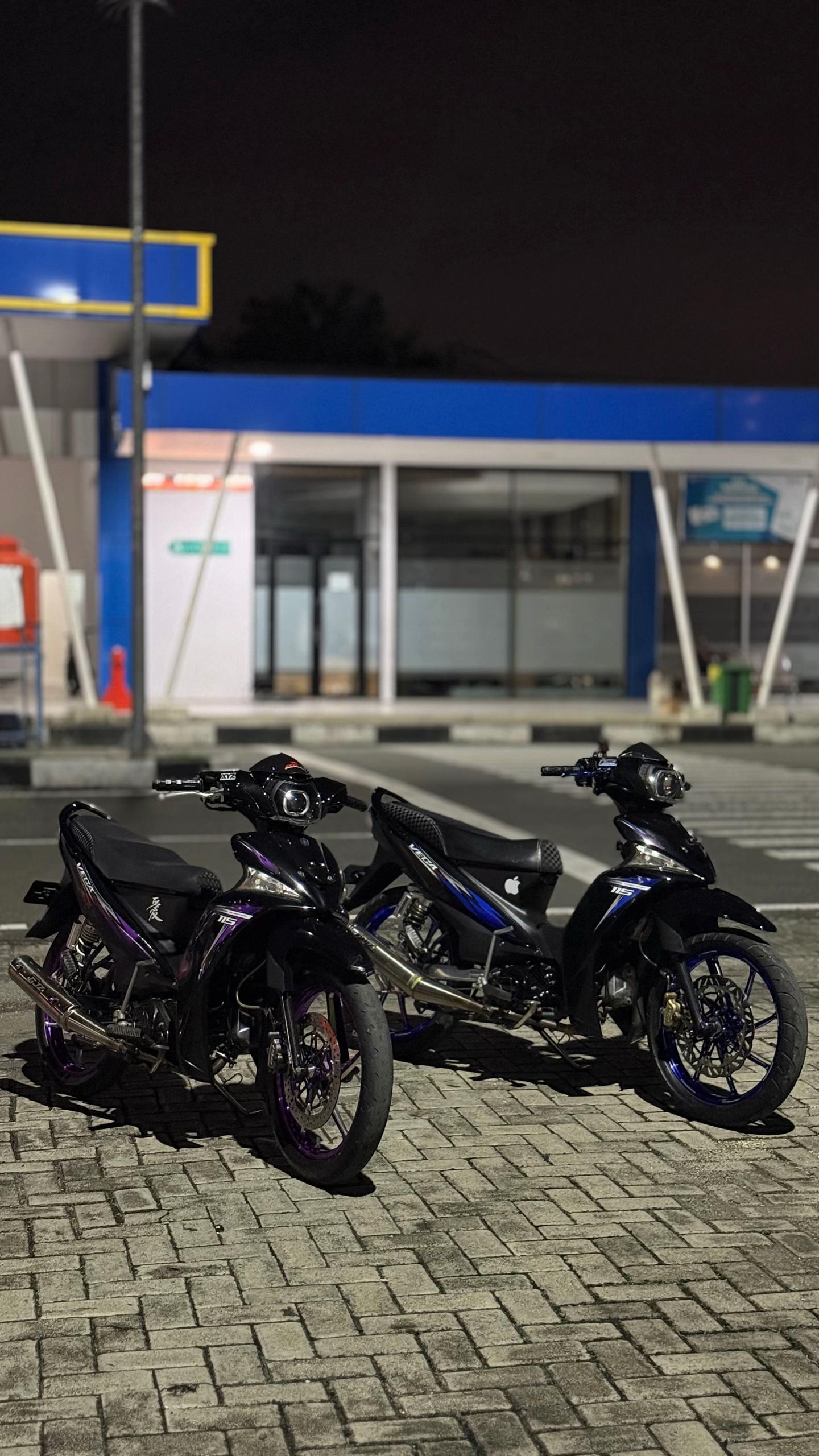 @Ano06