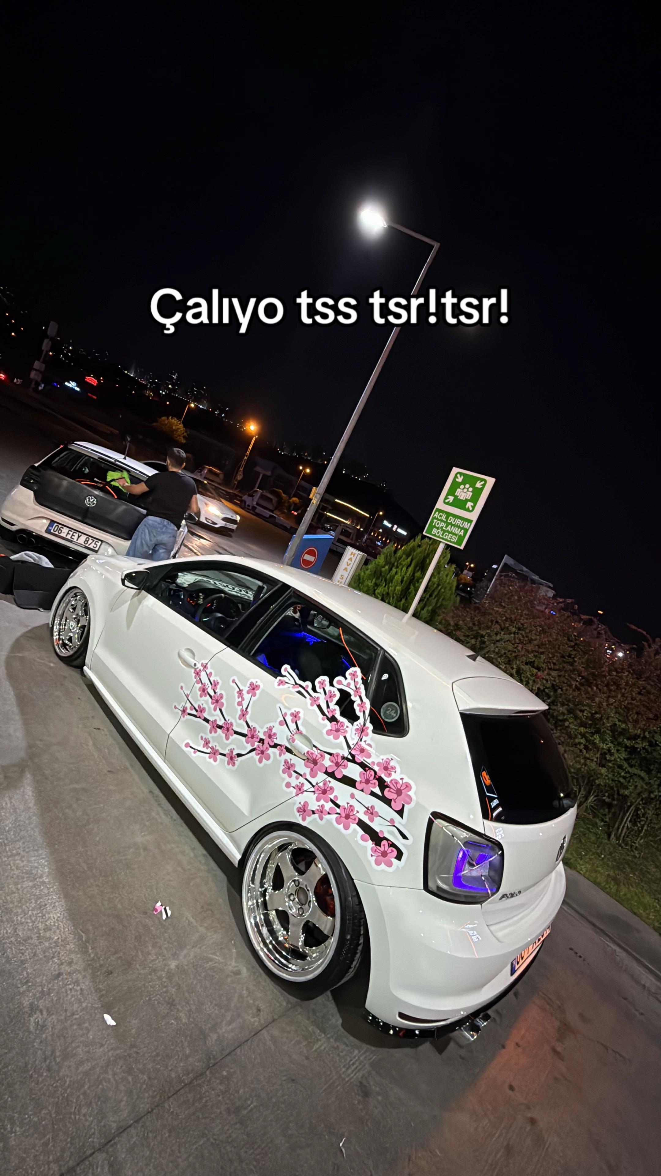 @𝒪.𝐹.𝒰