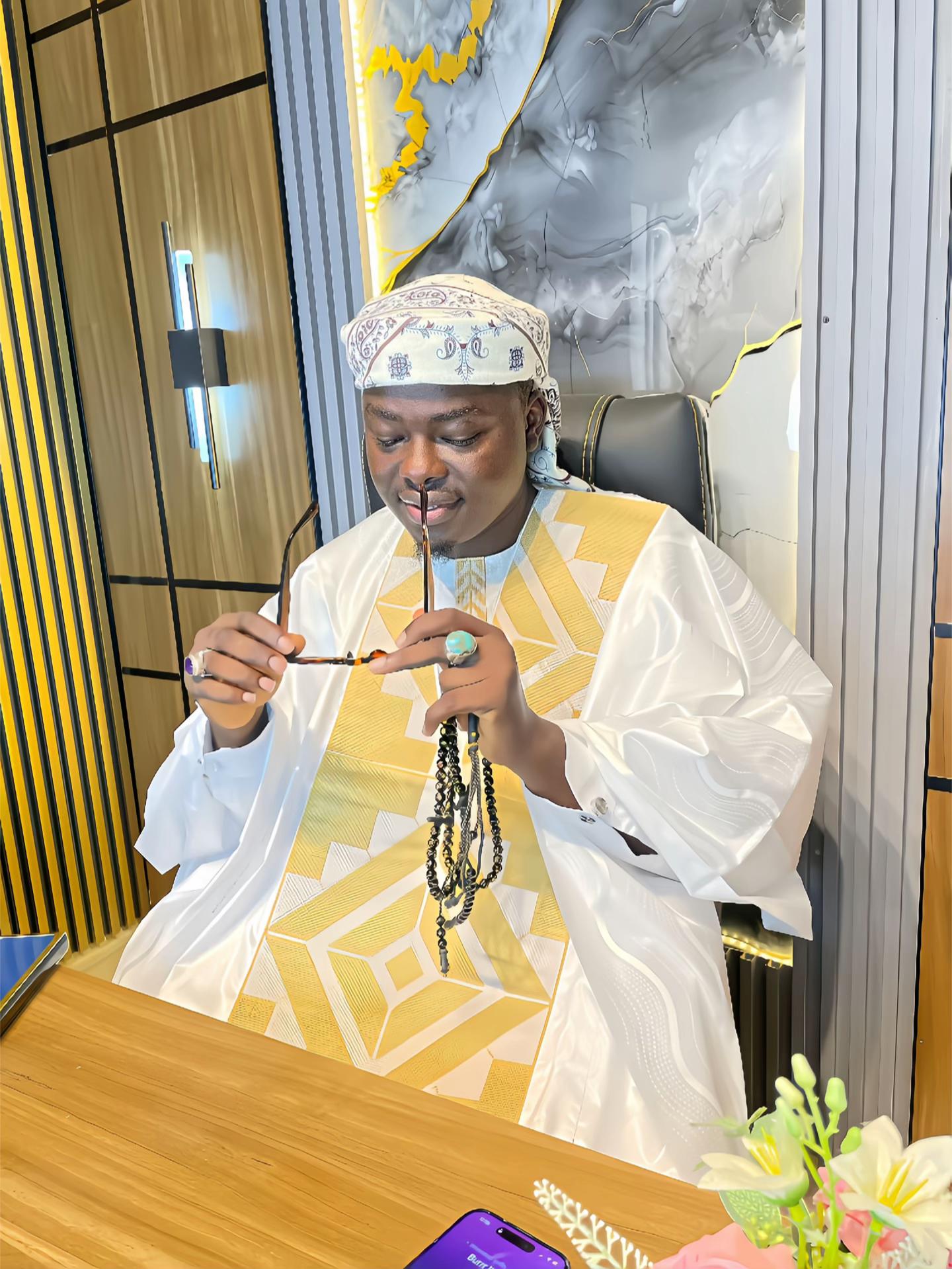 @S.Thierno DG 📺 77 196 55 59