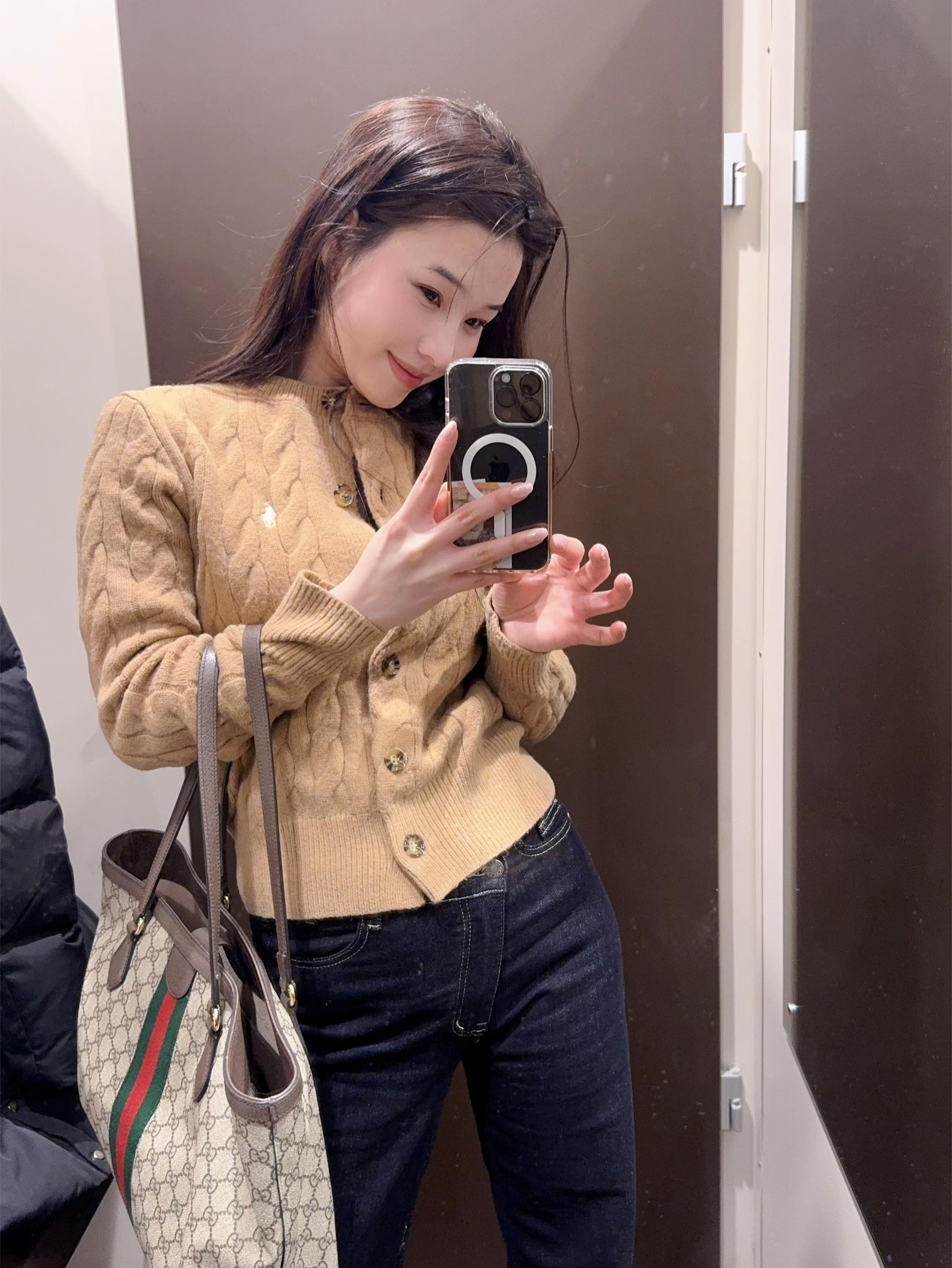 @Á Thanh Thương Official