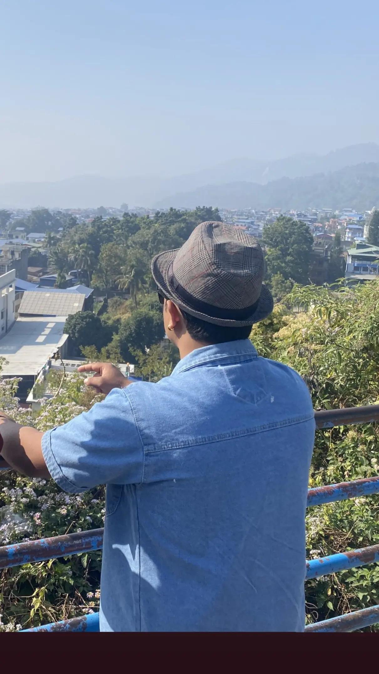 @Raju🧿💙🇬🇷💜🇳🇵