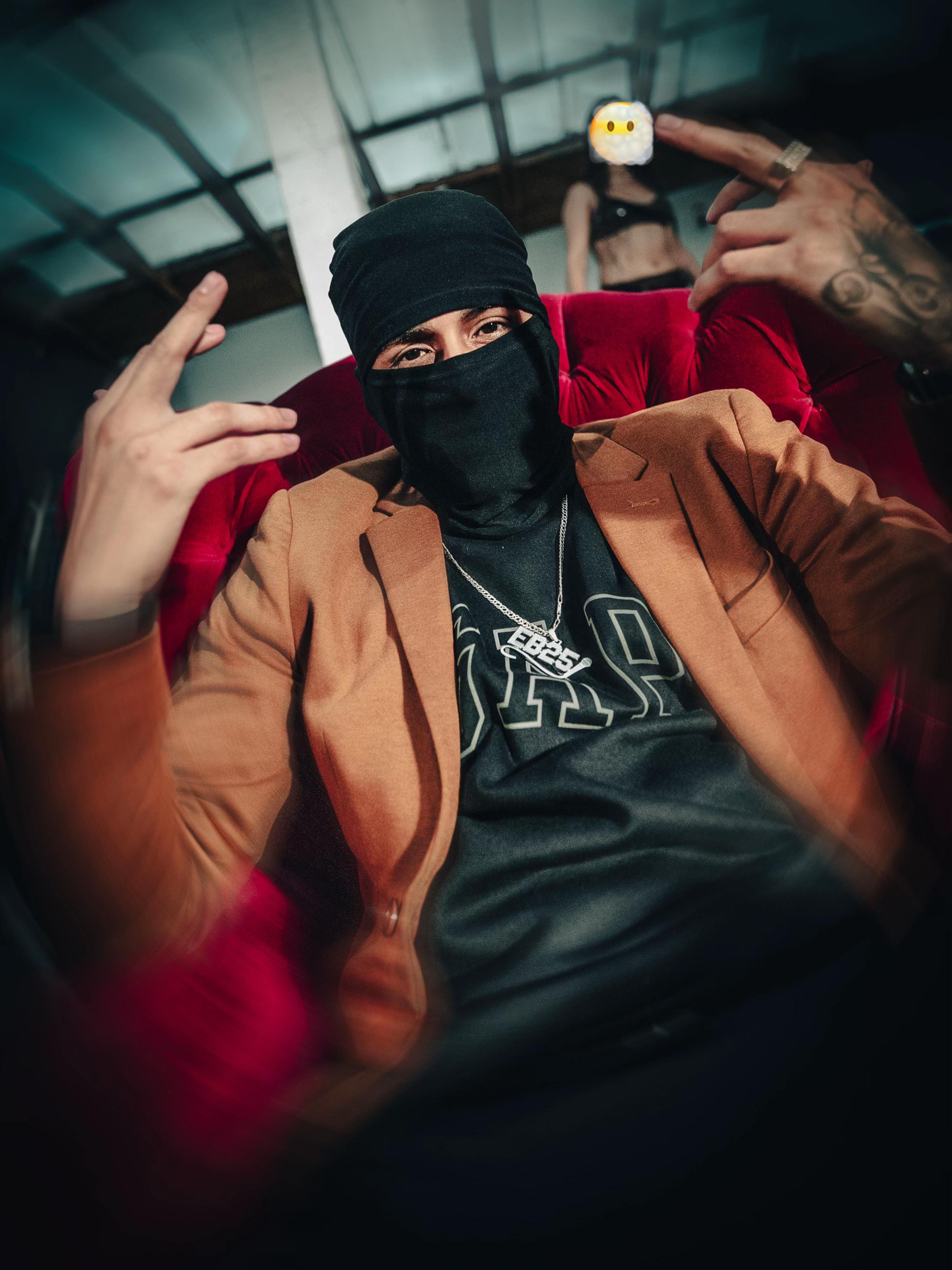 @EB25😶🌫️🦡