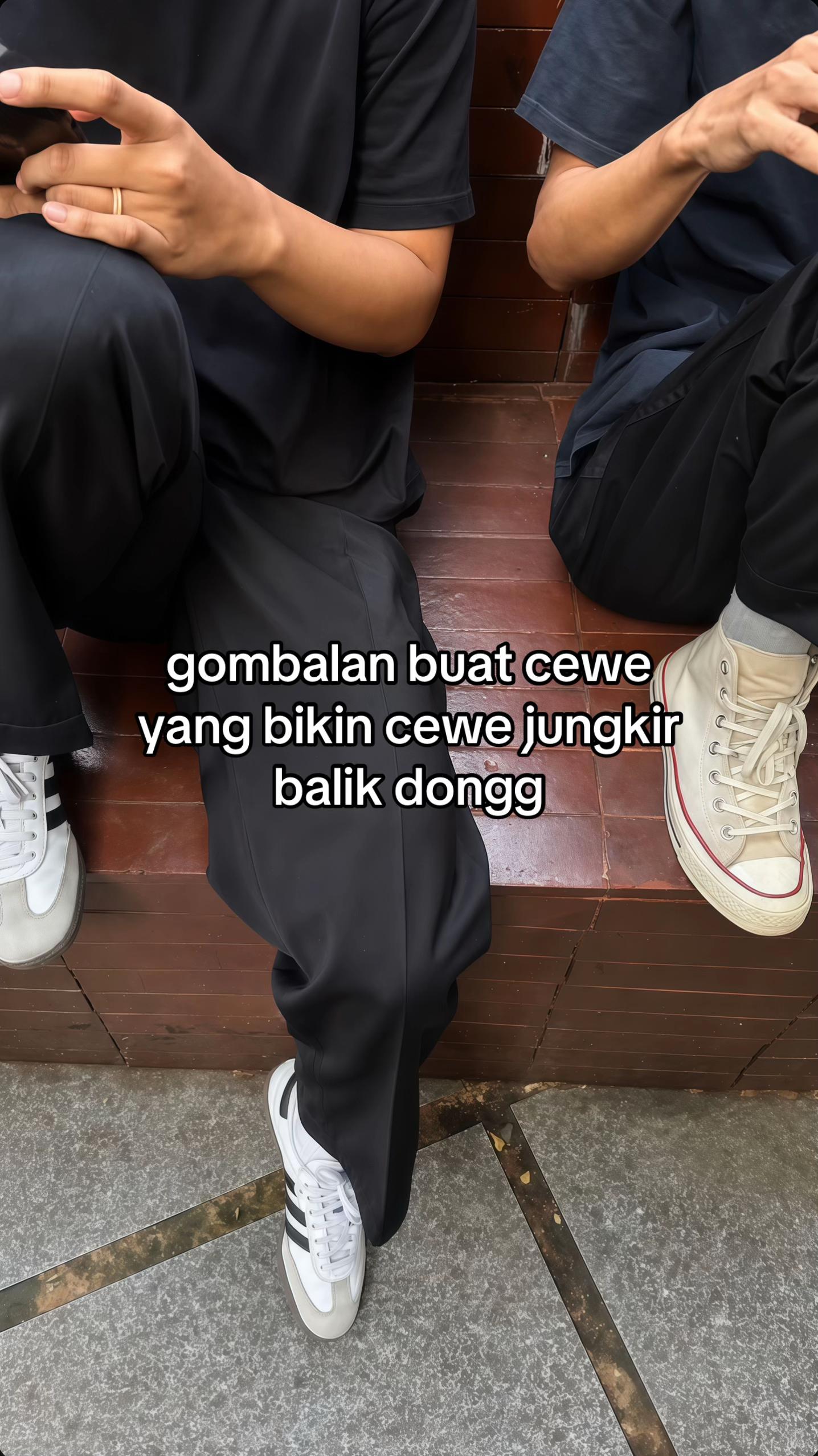 @️