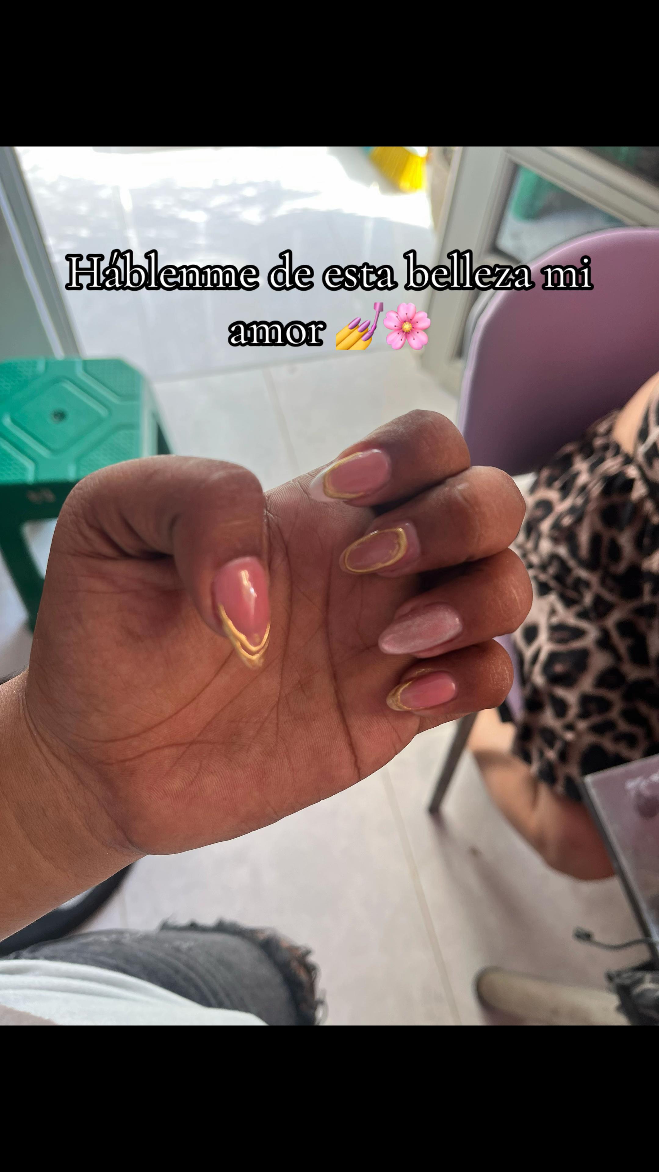 @Vivian Guzman795