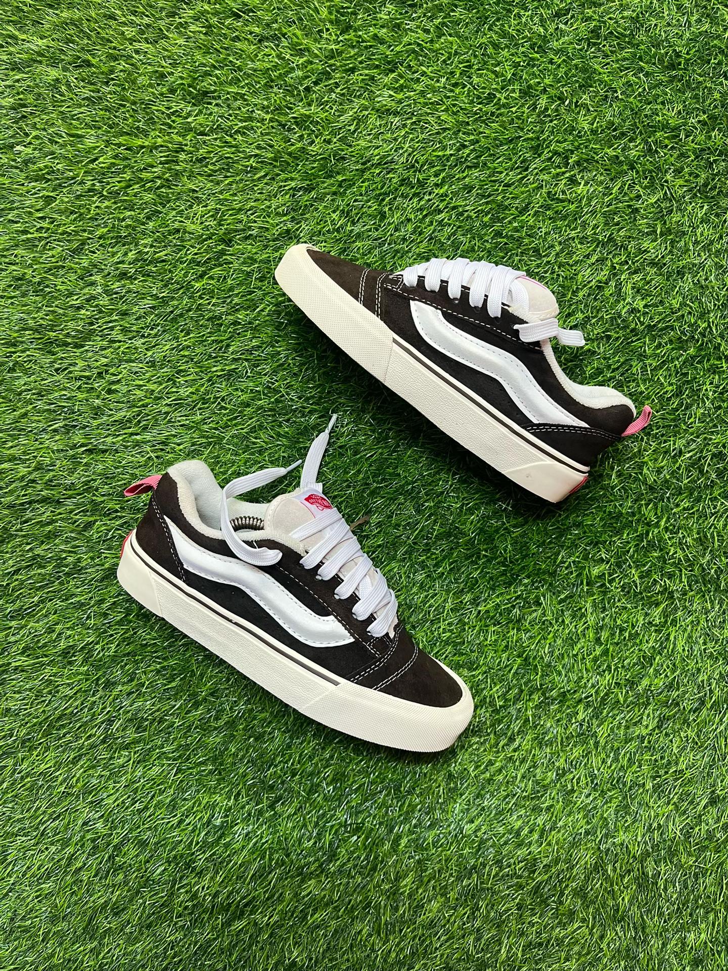 @Turner _Footware