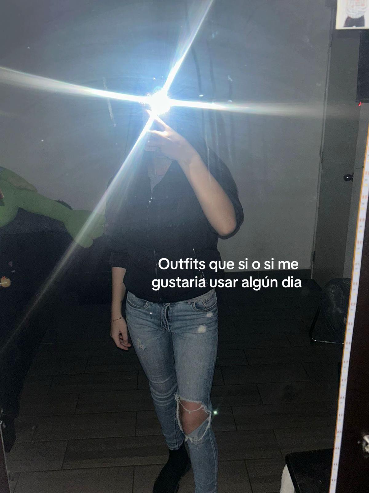 @Ashleyy!