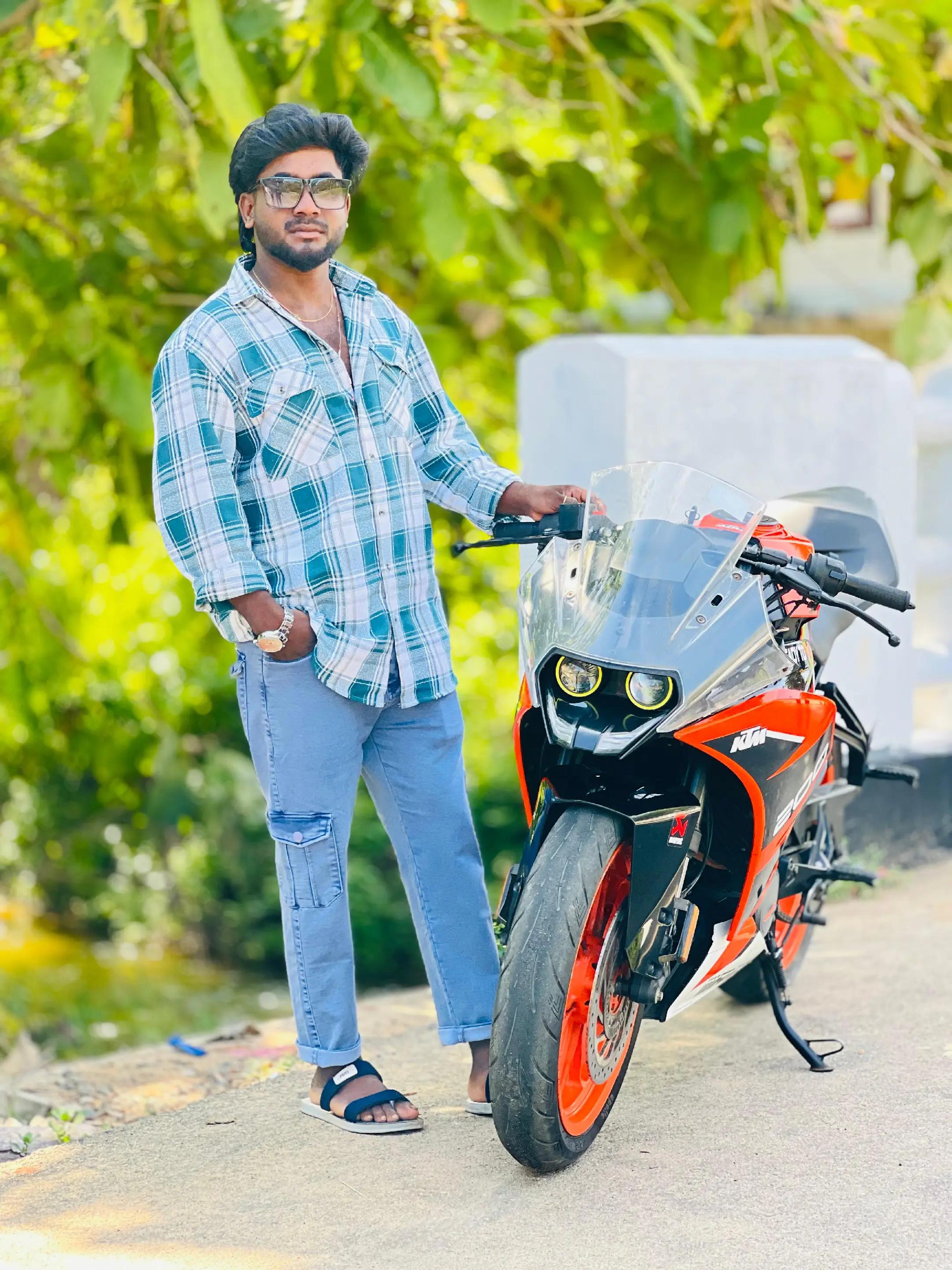 @𝐌𝐫 𝐋𝐚𝐭𝐡𝐮😎