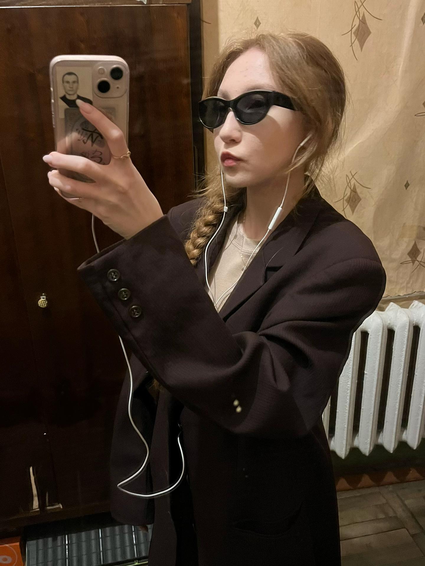 @олечка