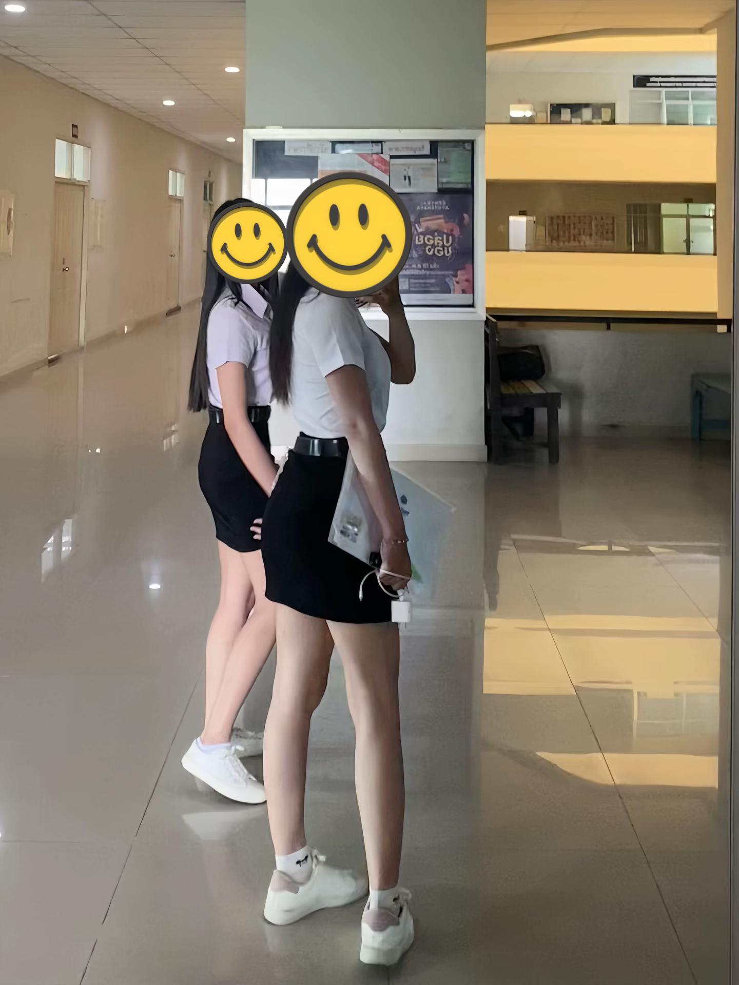 @เป็นให้ไม่ไหวอิส้นตีนที่เธอฝัน