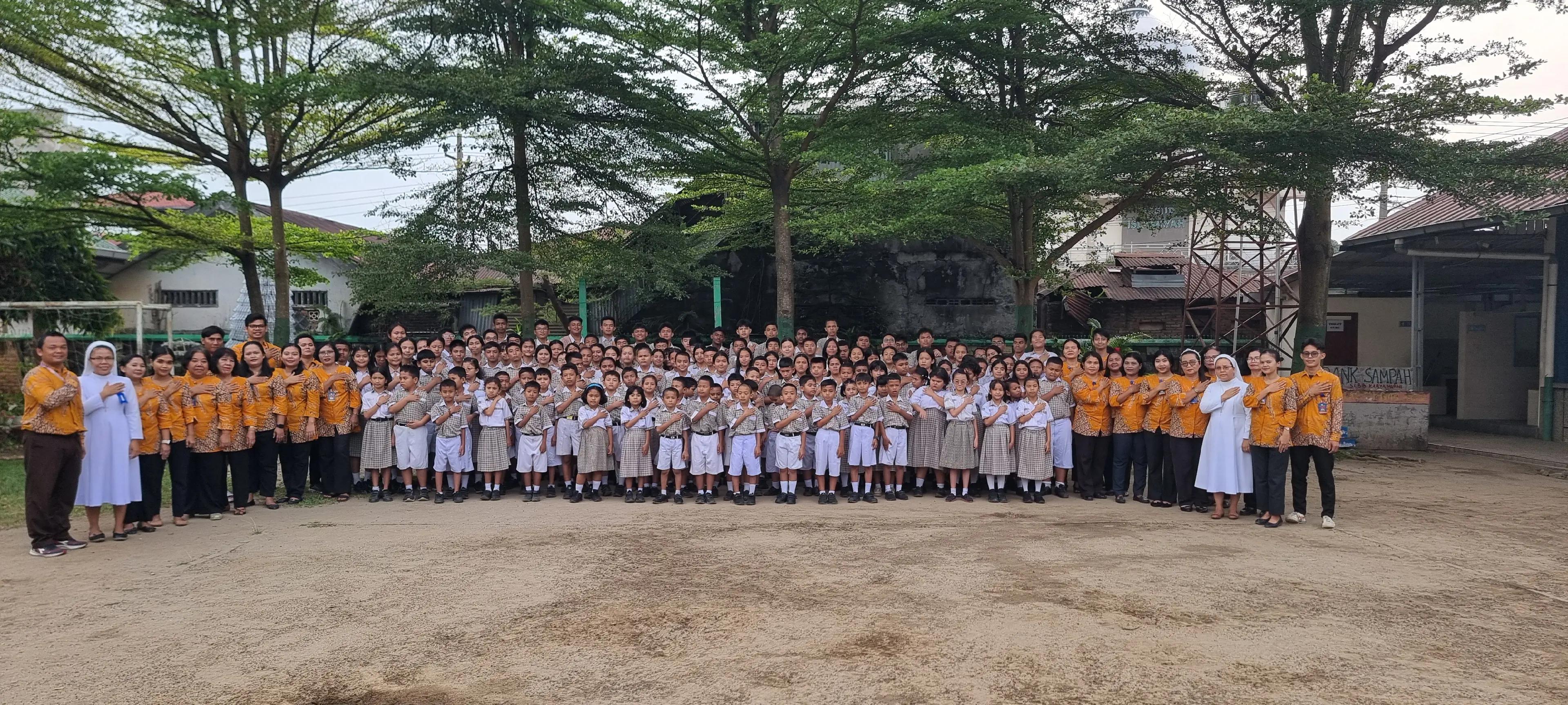 @Sekolah Tunarungu Karya Murni