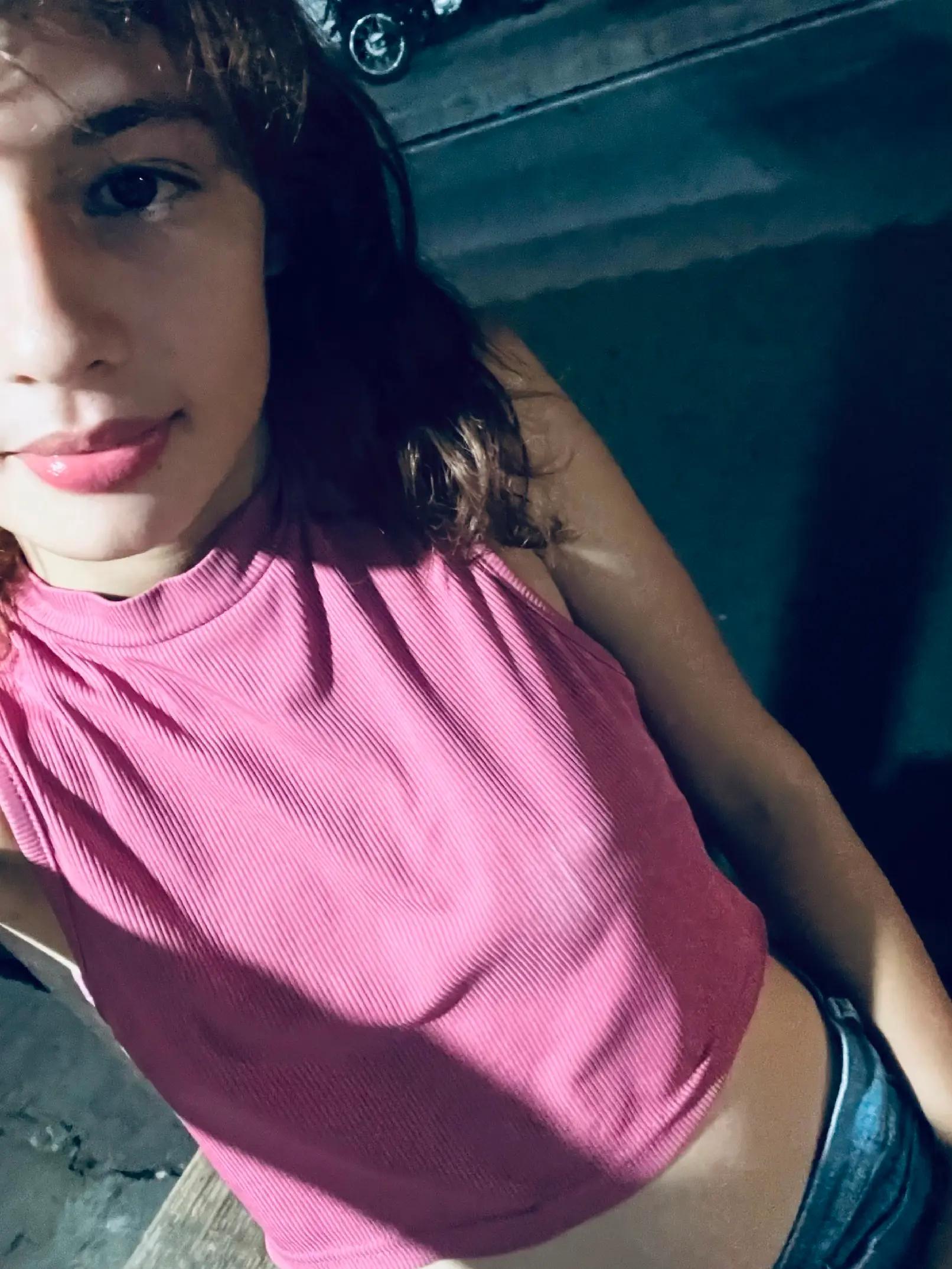 @Abigail🍒✨🤎
