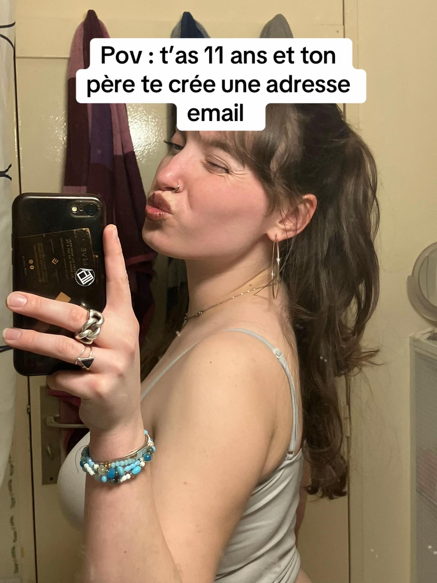 @Zoyyy