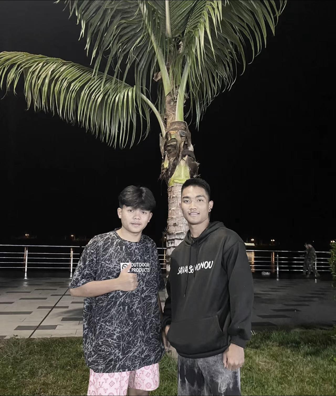 @南佤一哥🇲🇲-
