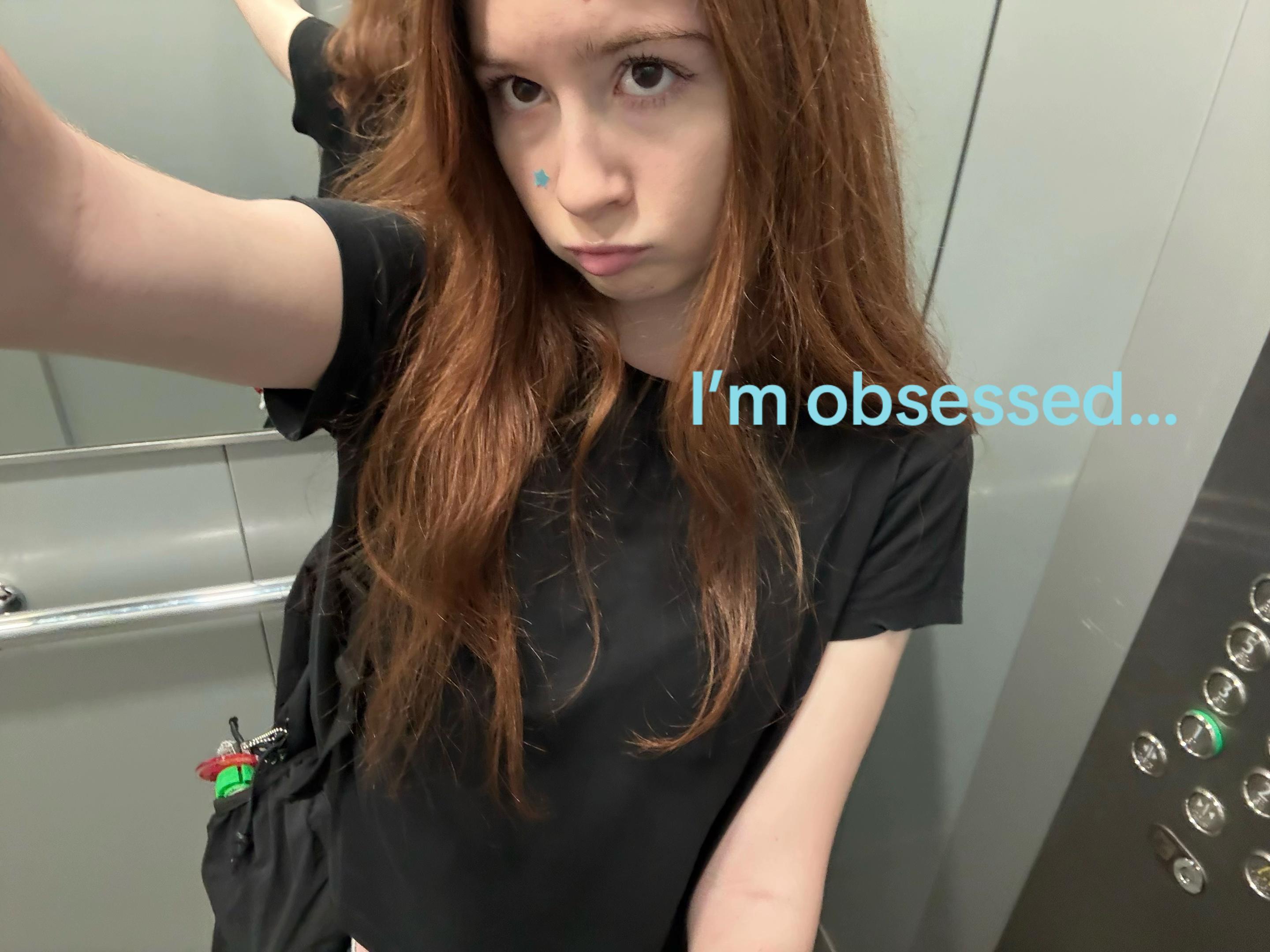 @nikala_@