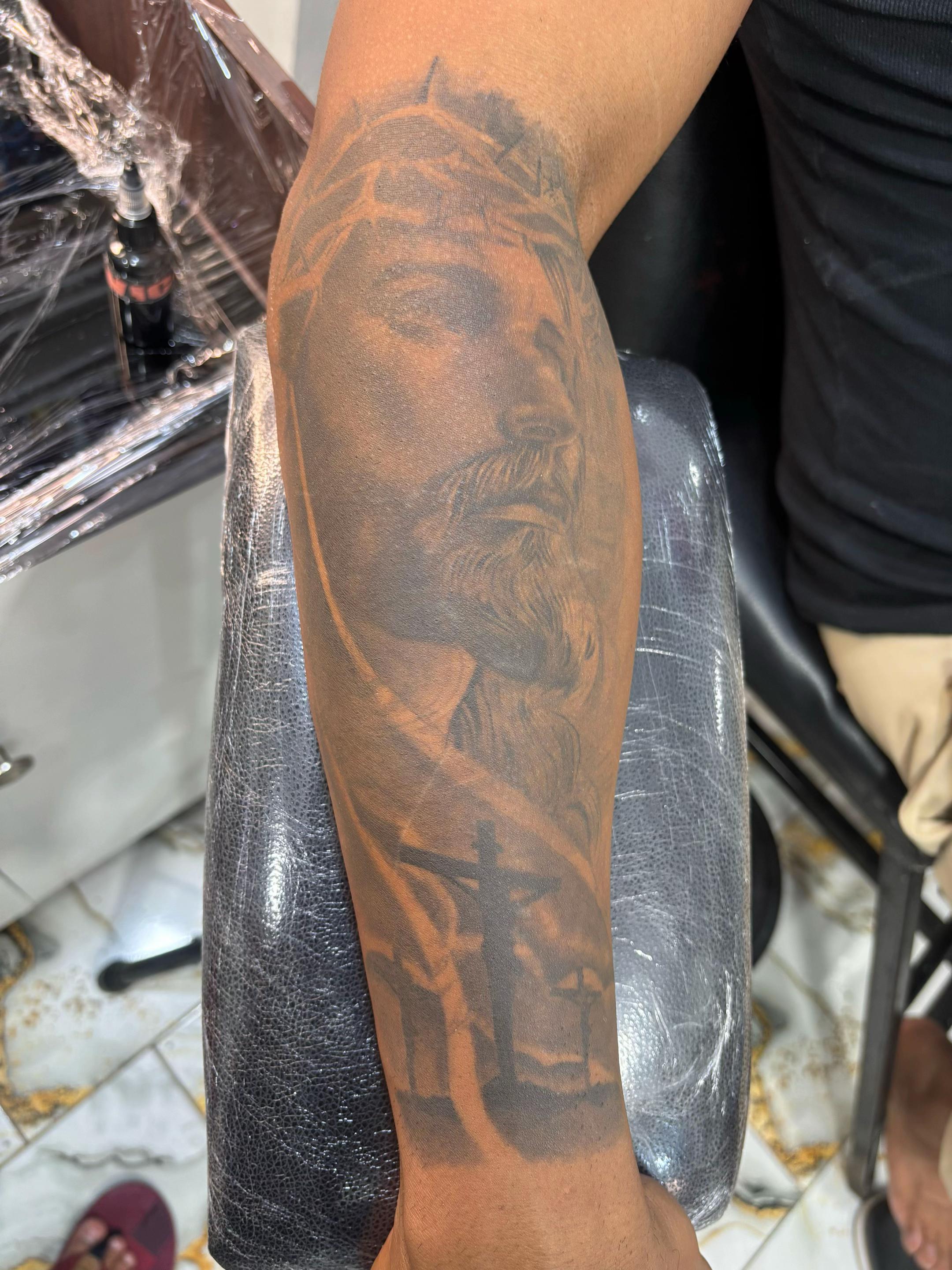 @Jona Tattoo