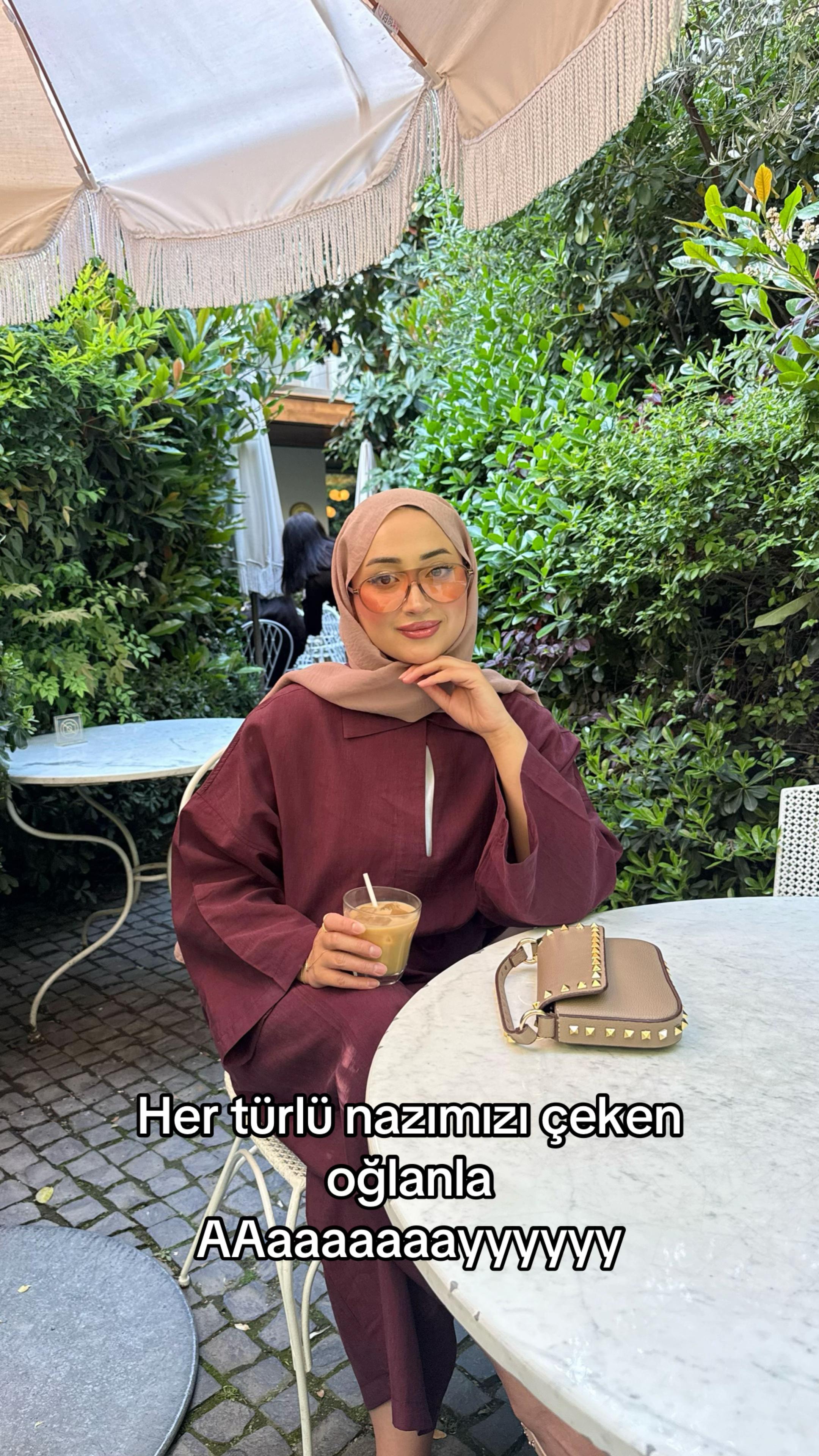 @Cansu