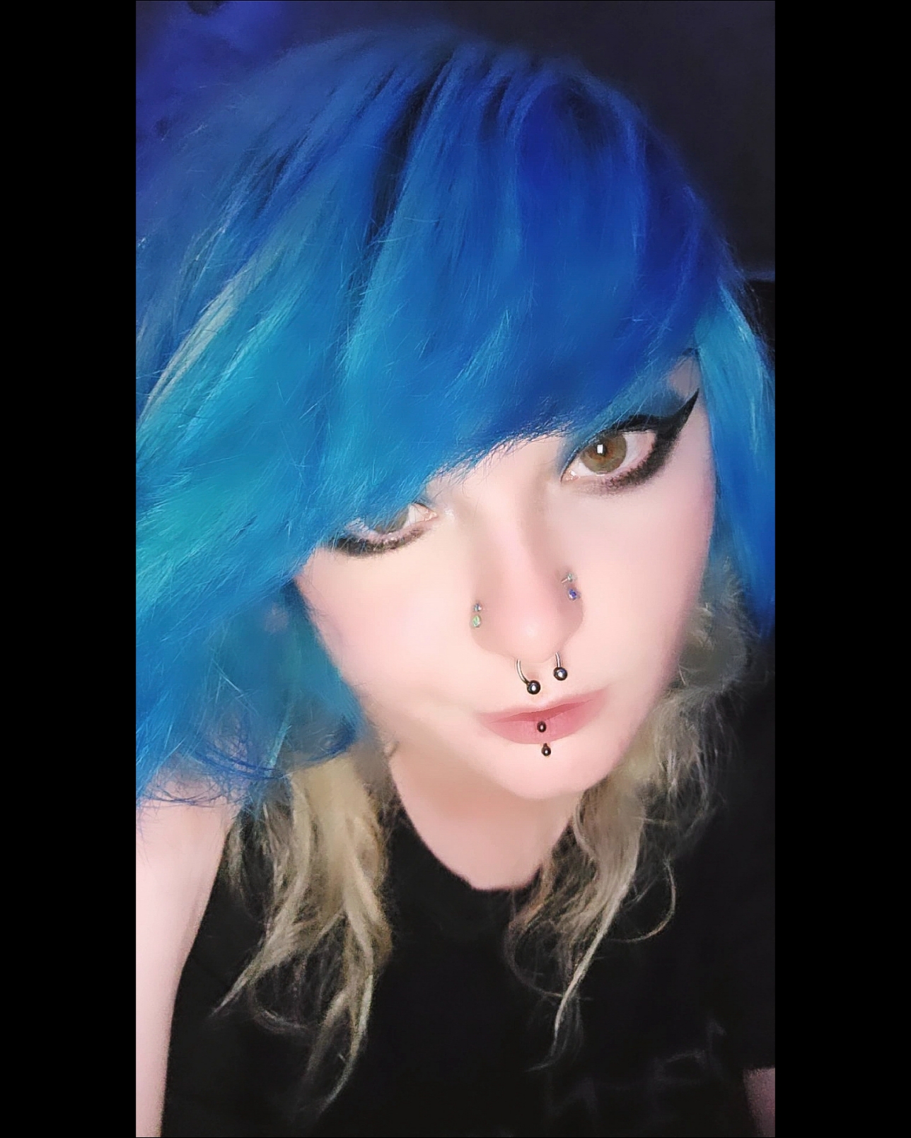 @Graveyardbabe1031