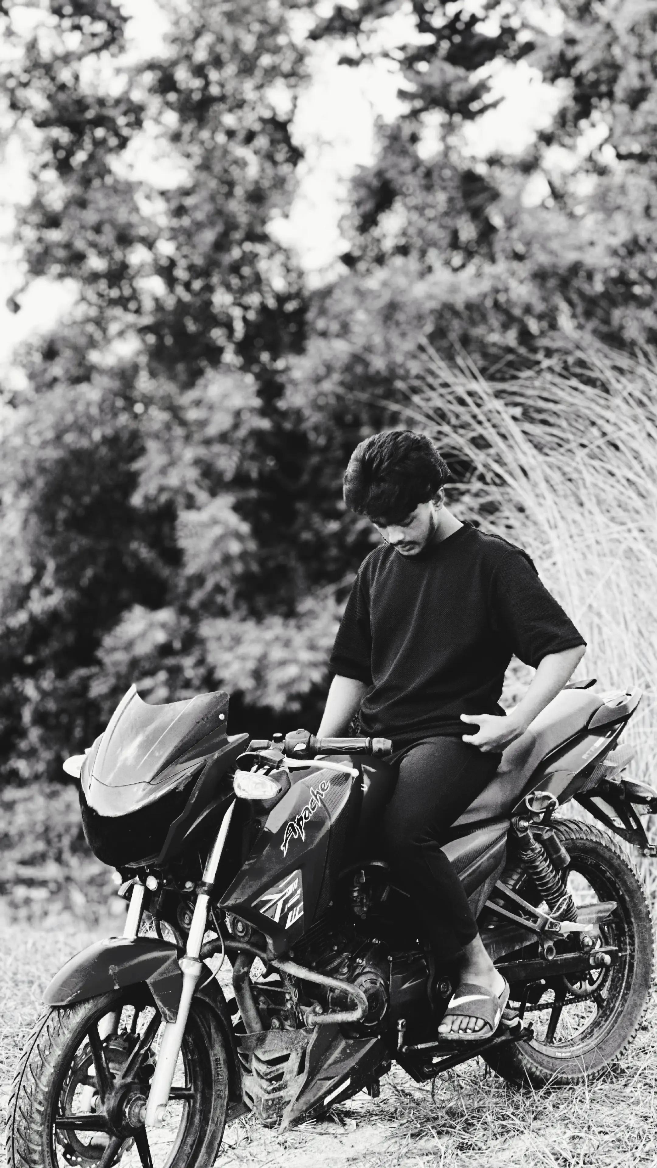 @𝙎 𝙃 𝘼 𝙈 𝙄 𝙈...🖤