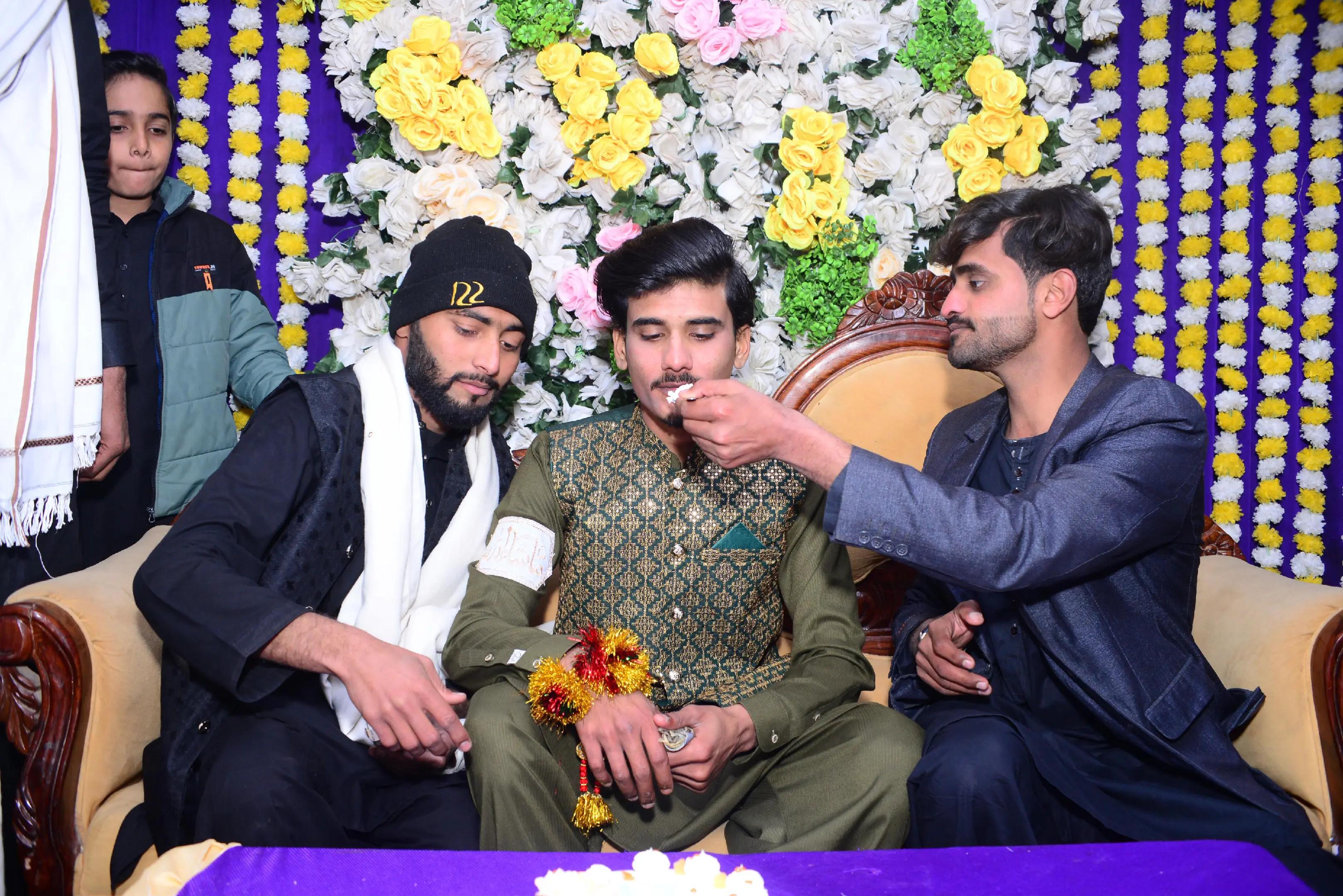 @Adnan_Shahid _Batti