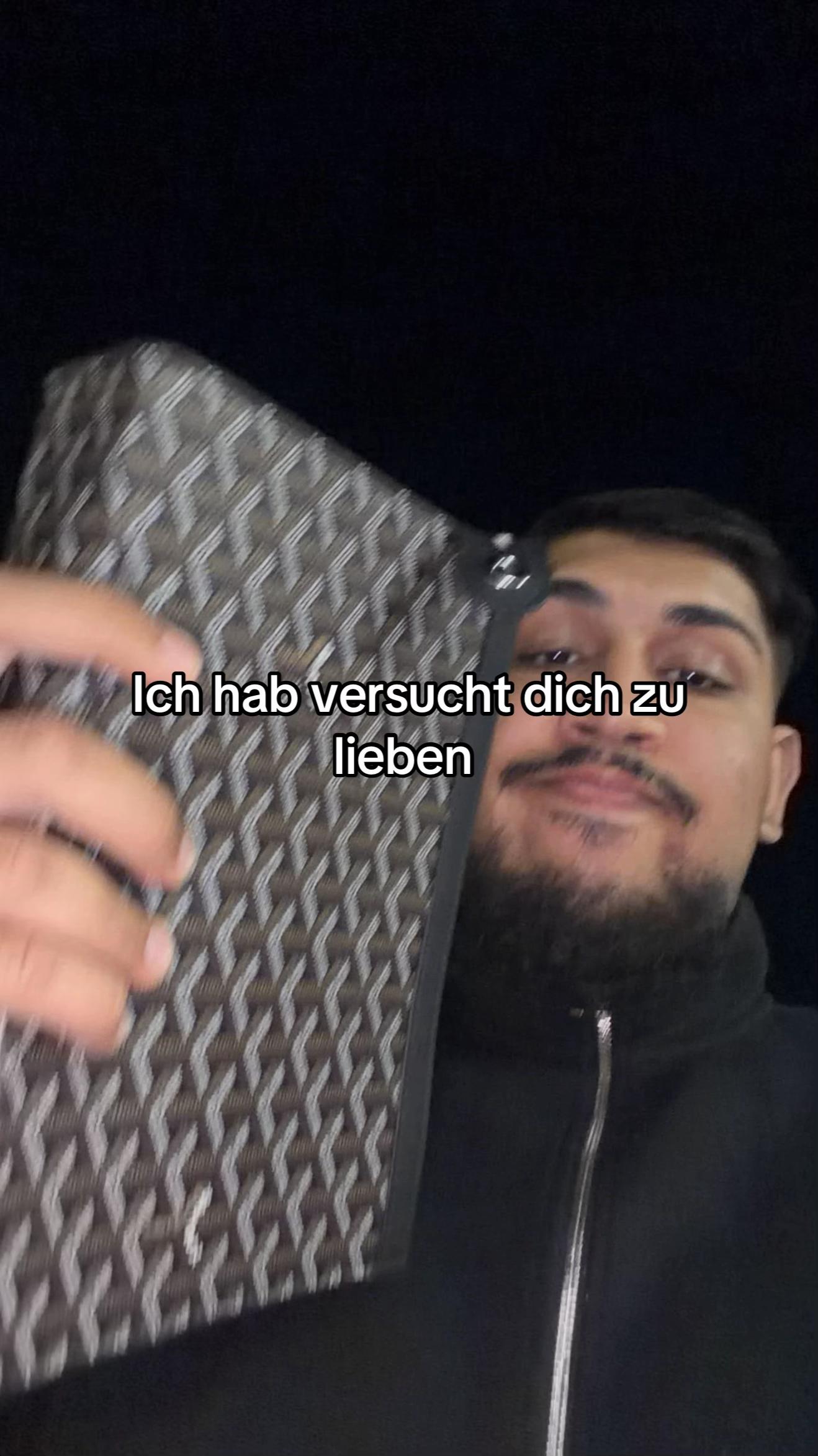 @Maki
