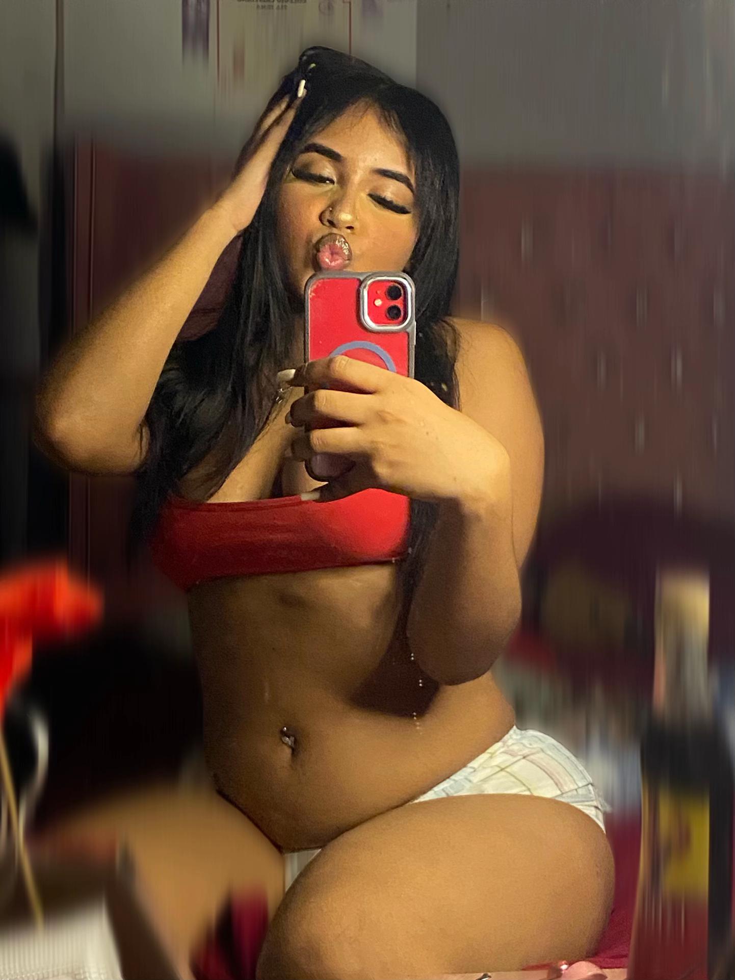 @la nay 🧛&zwj;♀️