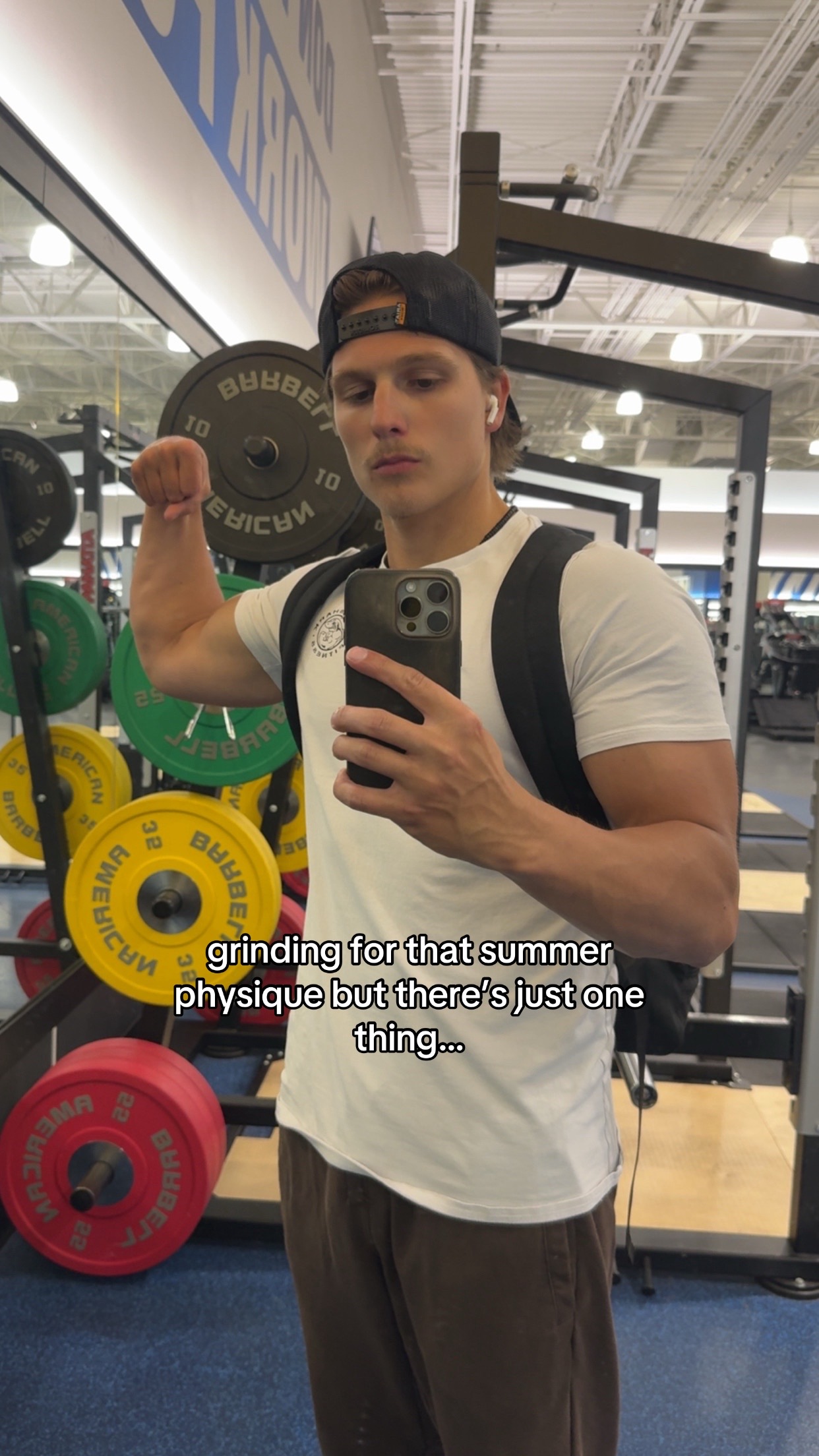 @claytonbull_