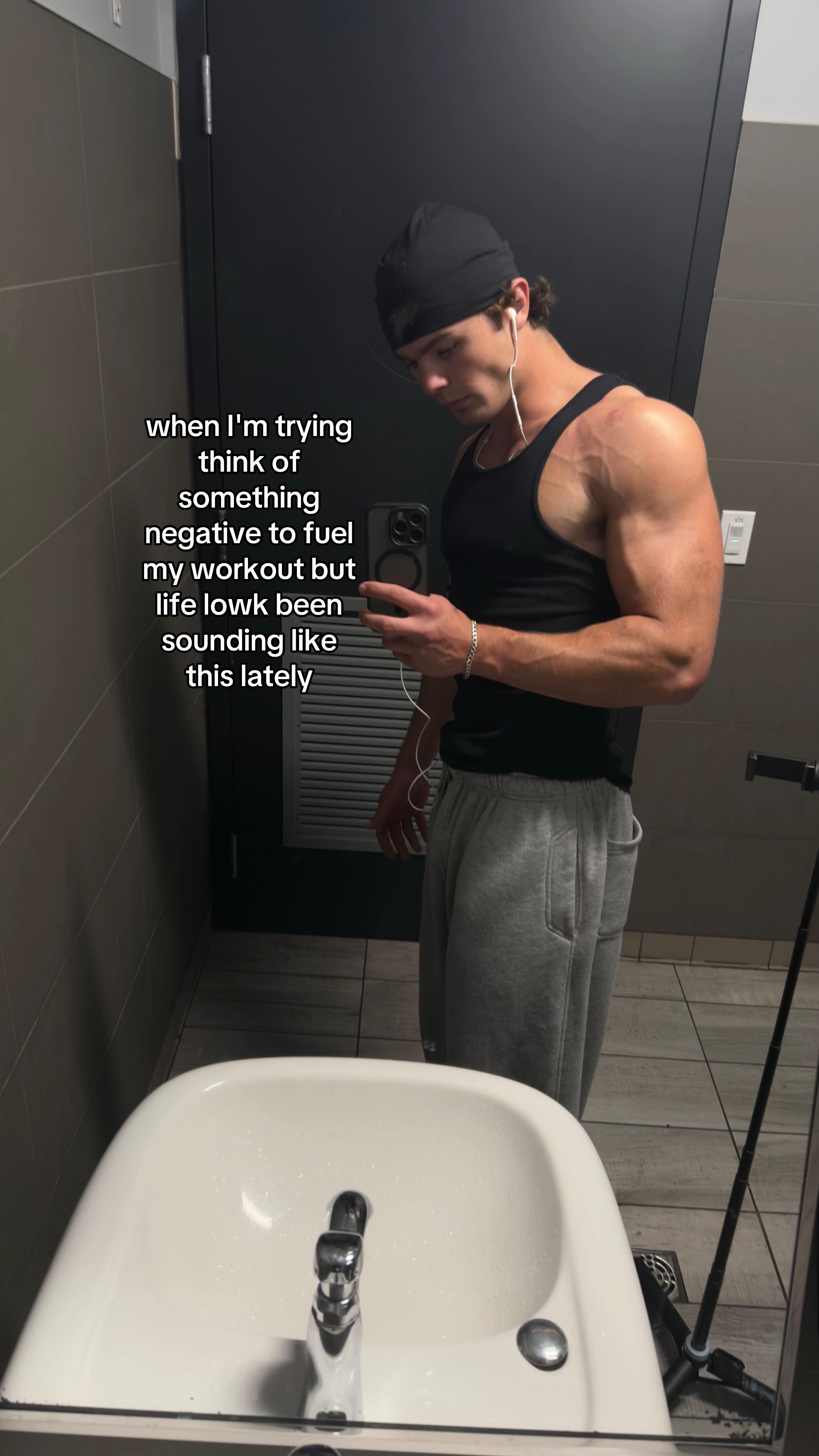 @notcaelen